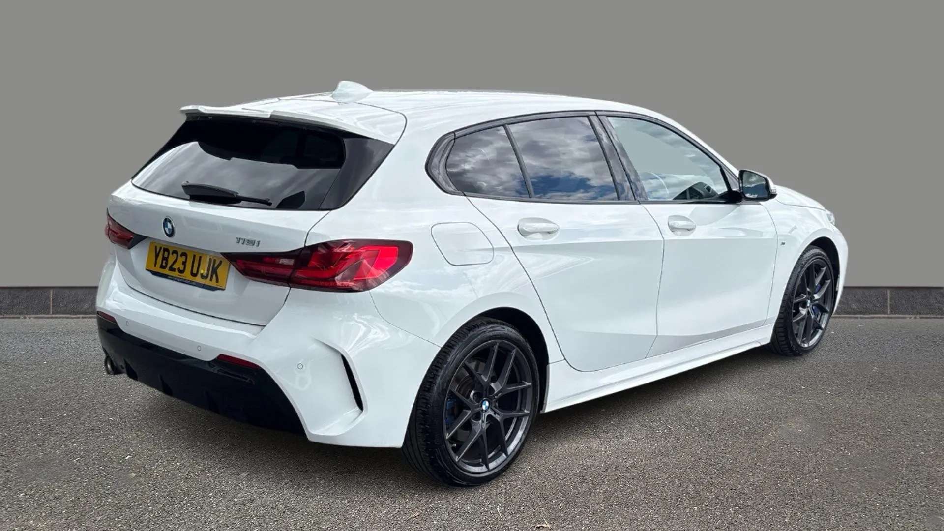 2023 BMW 1 SERIES 2023 BMW 1 SERIES