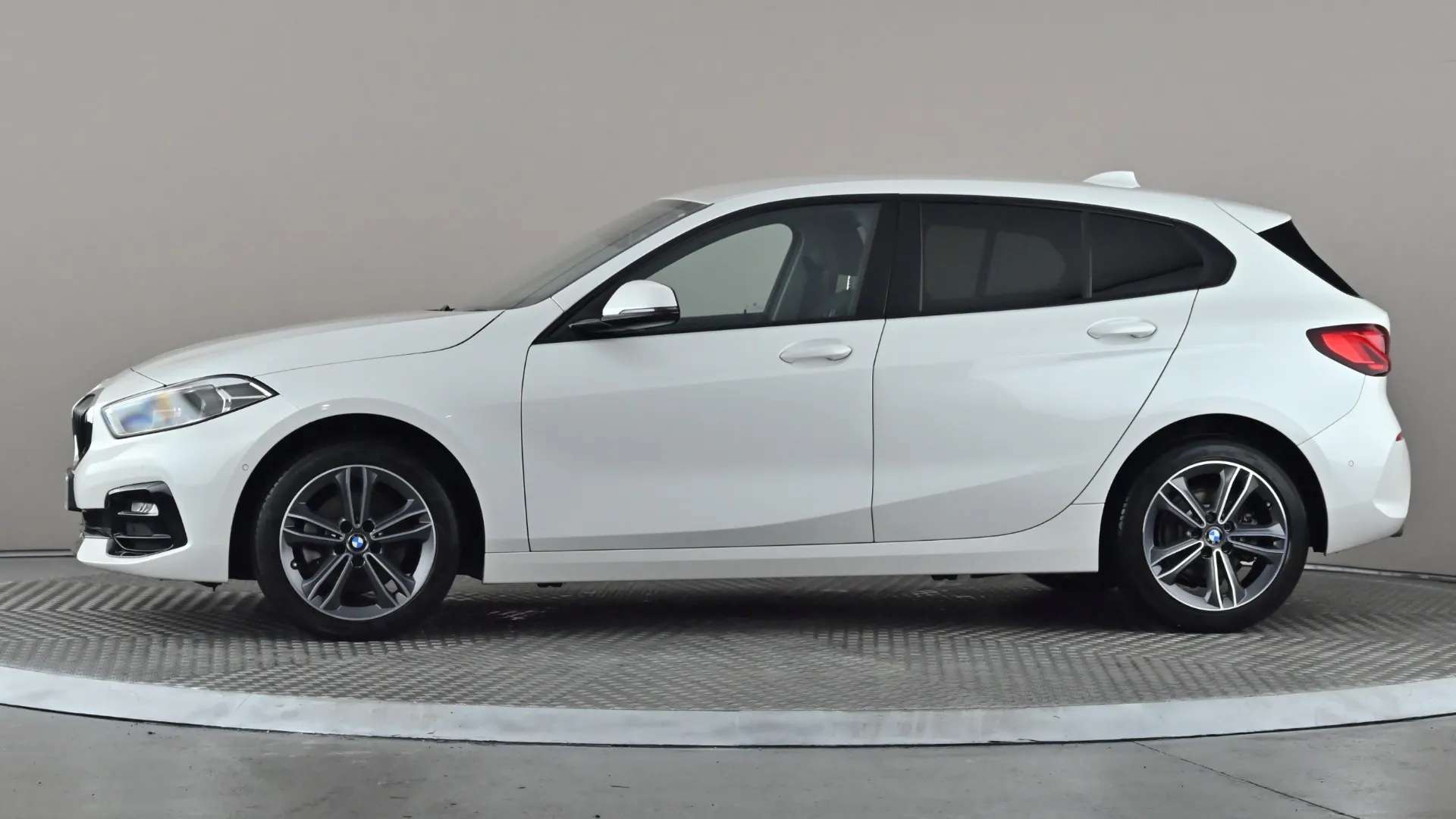 2022 BMW 1 SERIES 2022 BMW 1 SERIES