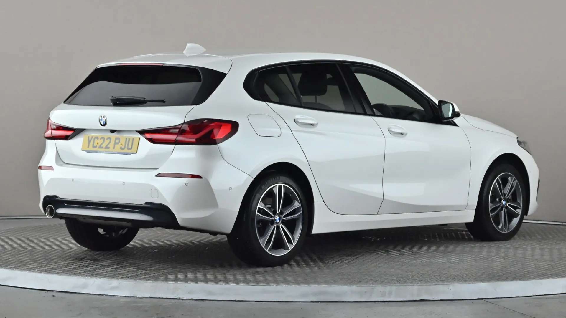 2022 BMW 1 SERIES 2022 BMW 1 SERIES