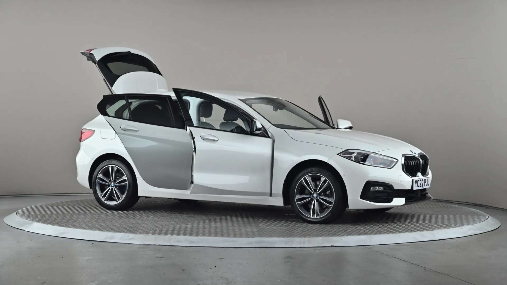 2022 BMW 1 SERIES 2022 BMW 1 SERIES