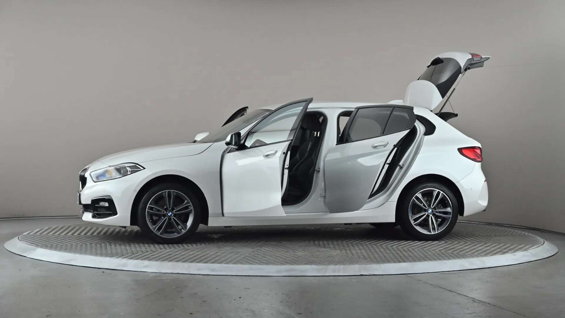 2022 BMW 1 SERIES 2022 BMW 1 SERIES