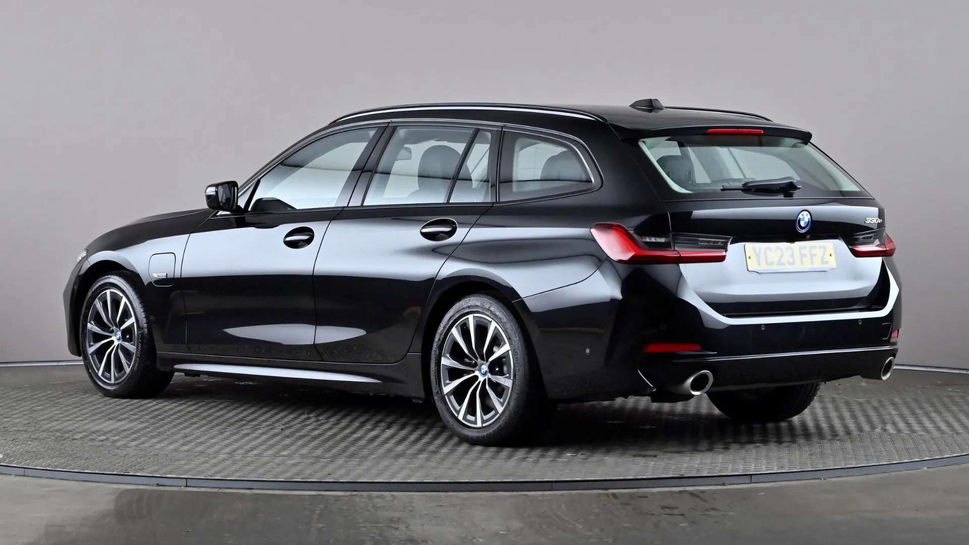 A 2023 BMW 3 SERIES TOURING 330e Sport Step Auto A 2023 BMW 3 SERIES TOURING 330e Sport Step Auto