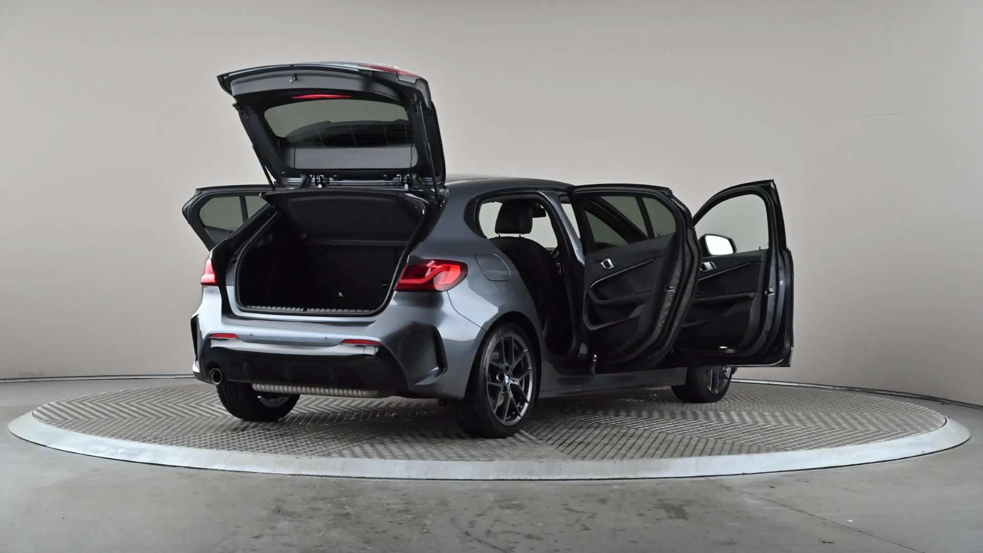 2021 BMW 1 SERIES 2021 BMW 1 SERIES