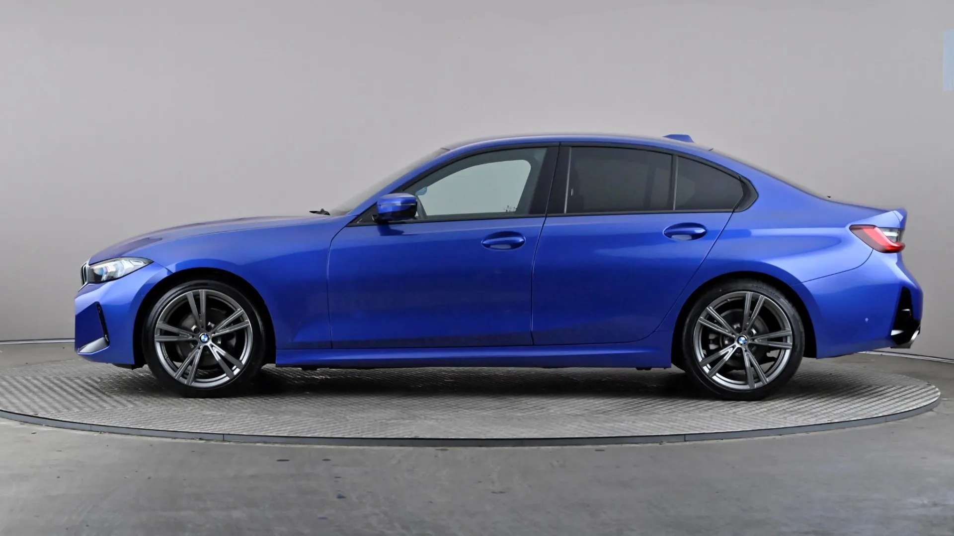A 2024 BMW 3 SERIES 320i M Sport Step Auto A 2024 BMW 3 SERIES 320i M Sport Step Auto