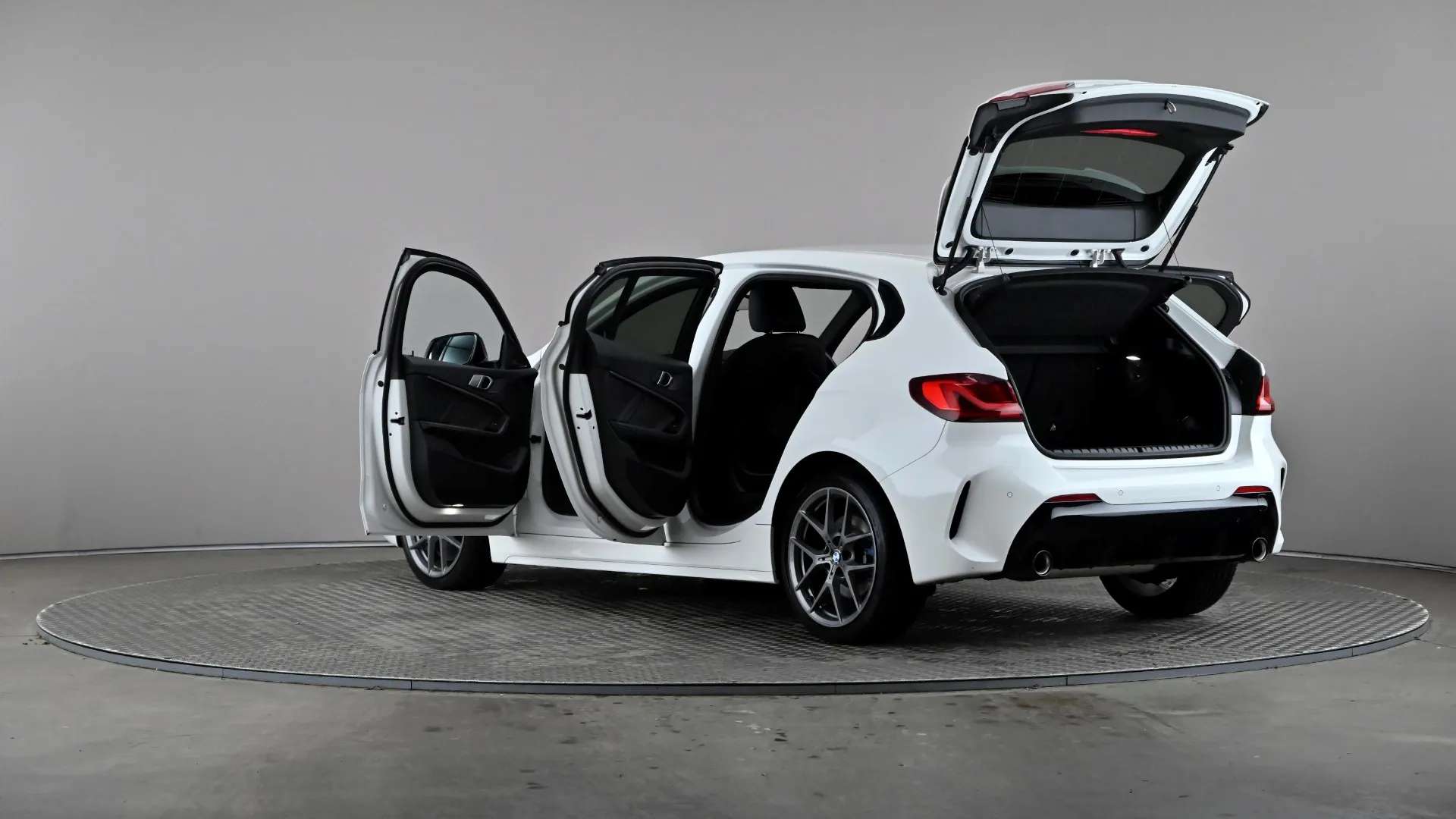 2022 BMW 1 SERIES 2022 BMW 1 SERIES