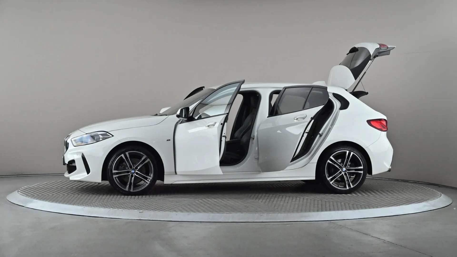 2020 BMW 1 SERIES 2020 BMW 1 SERIES