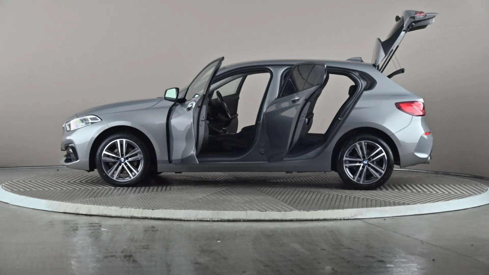 2024 BMW 1 SERIES 2024 BMW 1 SERIES