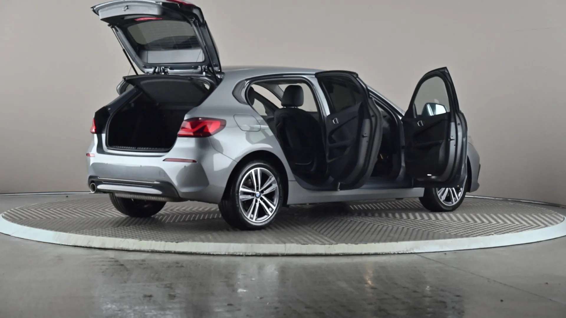 2024 BMW 1 SERIES 2024 BMW 1 SERIES