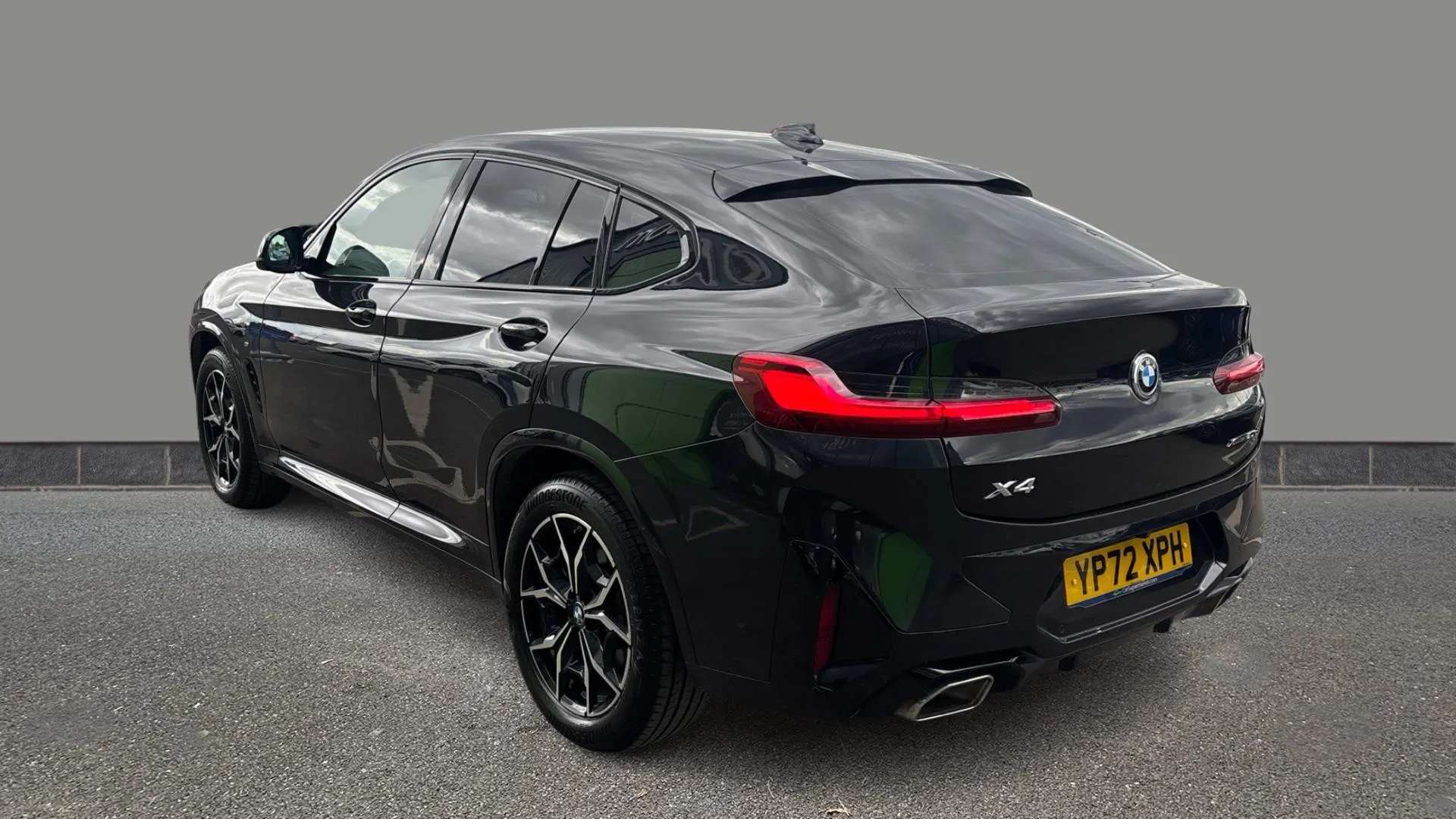 A 2022 BMW X4 xDrive20d MHT M Sport Step Auto A 2022 BMW X4 xDrive20d MHT M Sport Step Auto