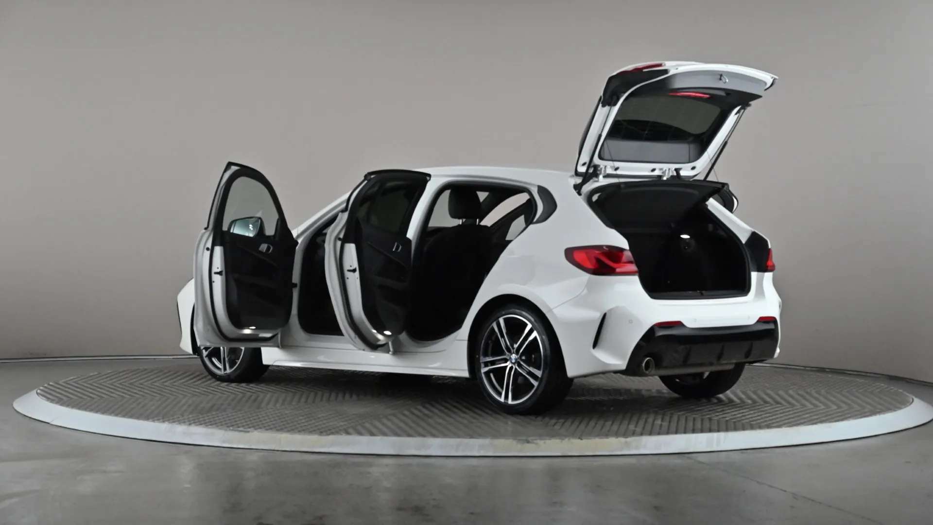 2020 BMW 1 SERIES 2020 BMW 1 SERIES