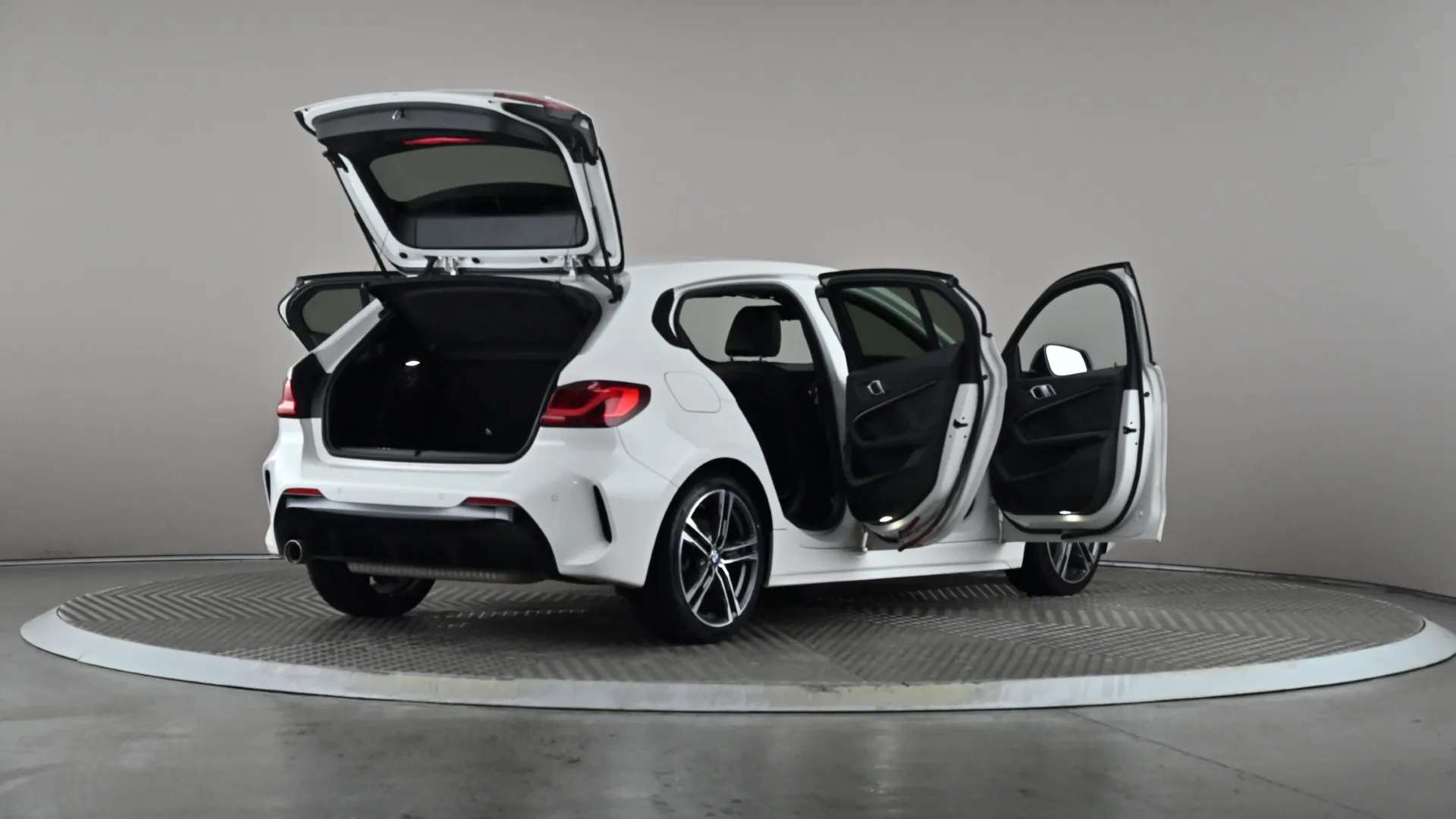 2020 BMW 1 SERIES 2020 BMW 1 SERIES