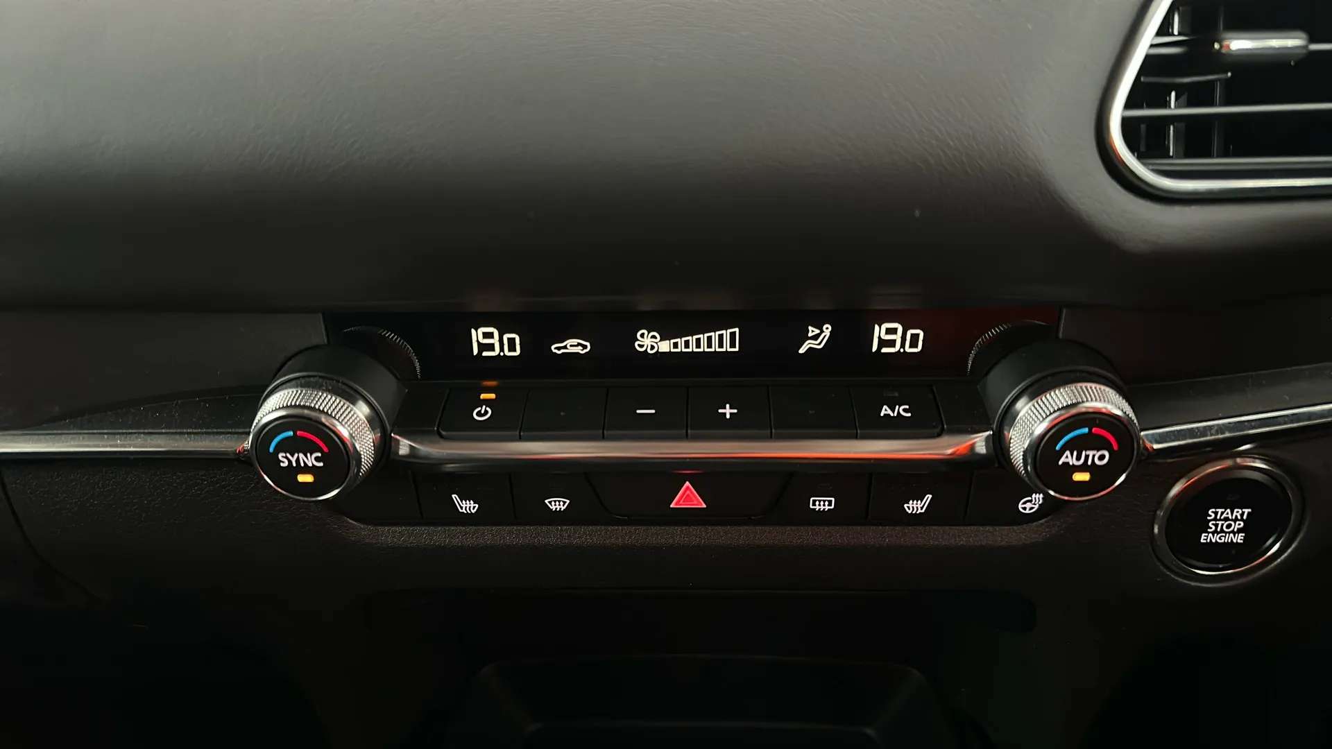 2023 MAZDA CX-30 2023 MAZDA CX-30