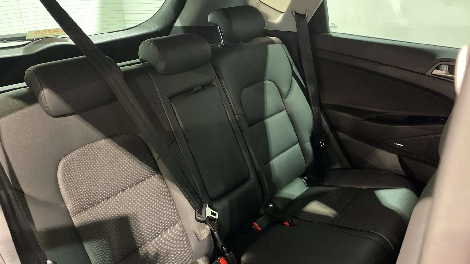 A 2019 HYUNDAI TUCSON 1.6 TGDi 177 Premium 2WD A 2019 HYUNDAI TUCSON 1.6 TGDi 177 Premium 2WD