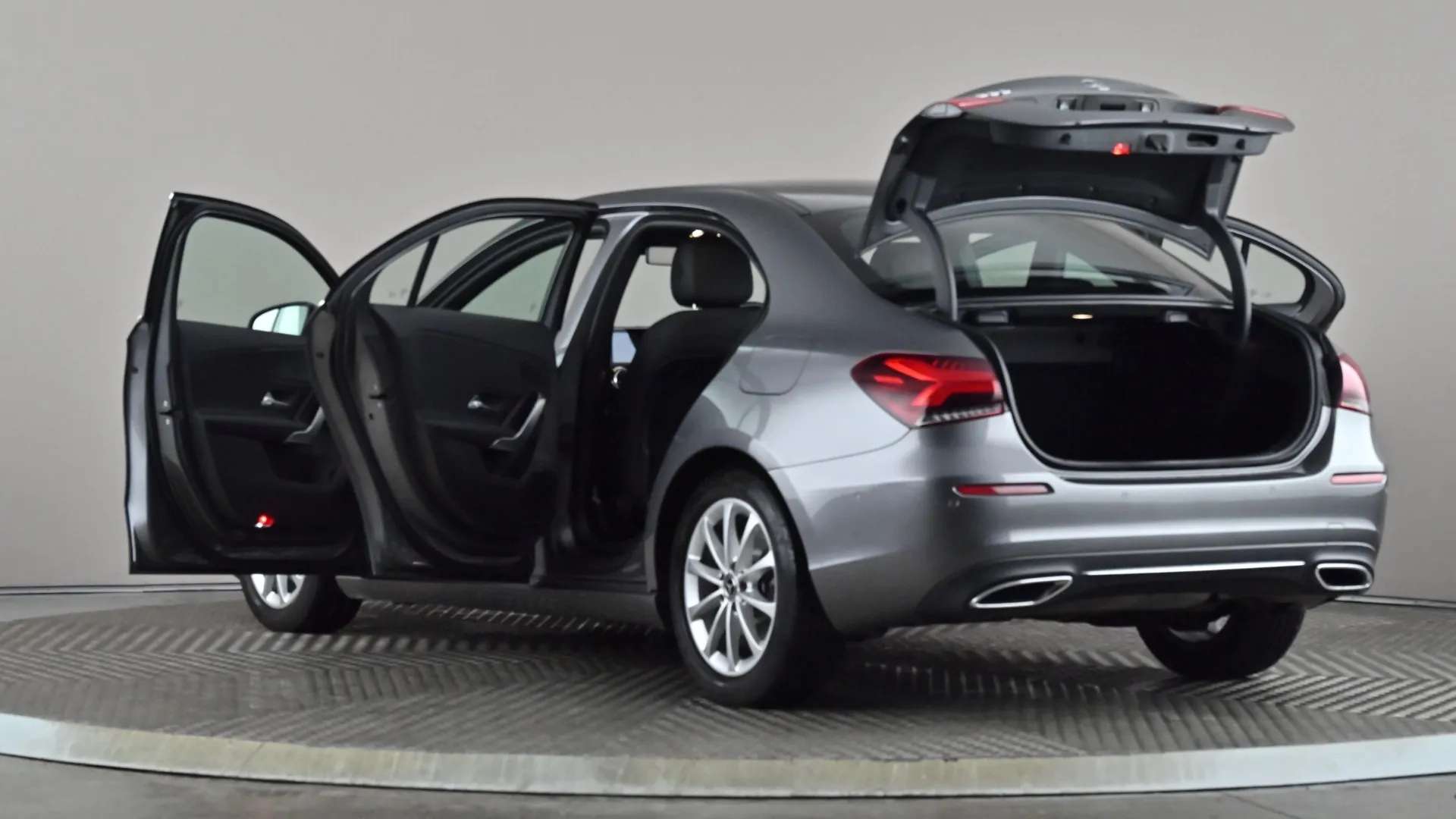 2019 MERCEDES-BENZ A CLASS 2019 MERCEDES-BENZ A CLASS