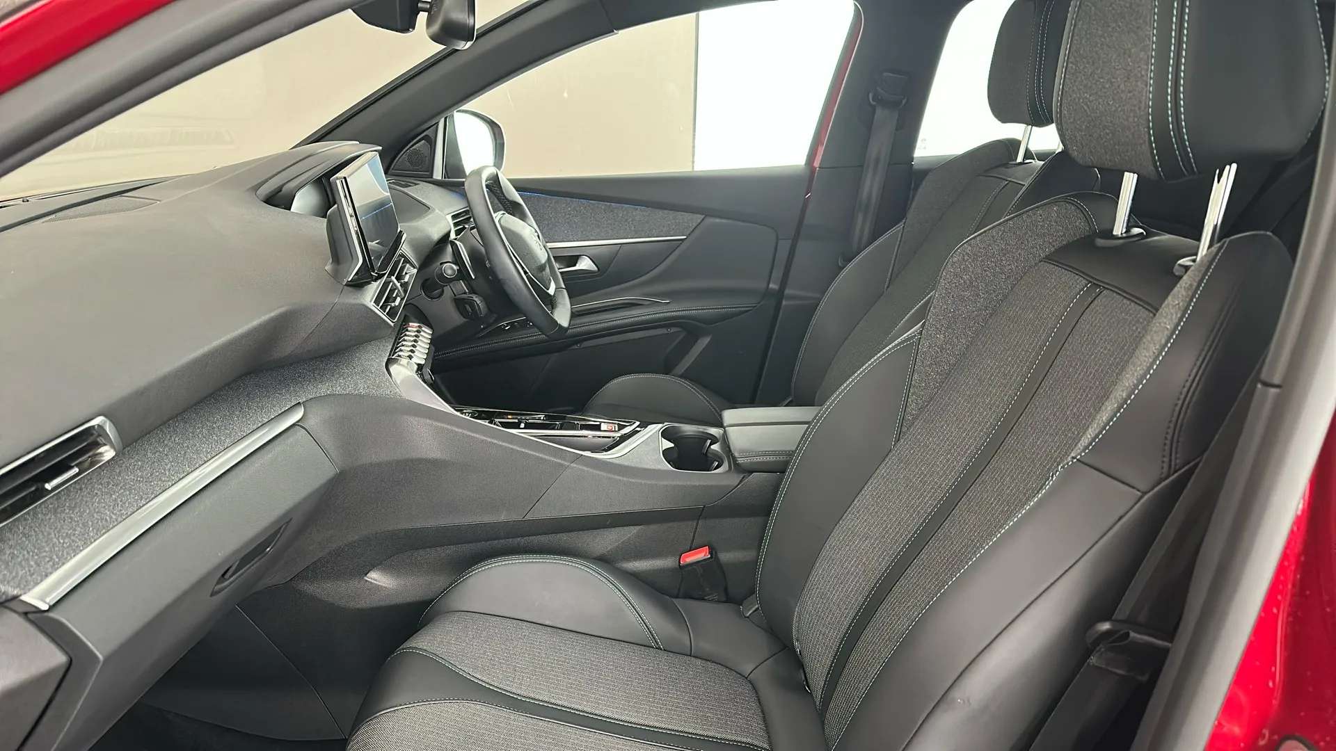 2024 PEUGEOT 3008 2024 PEUGEOT 3008