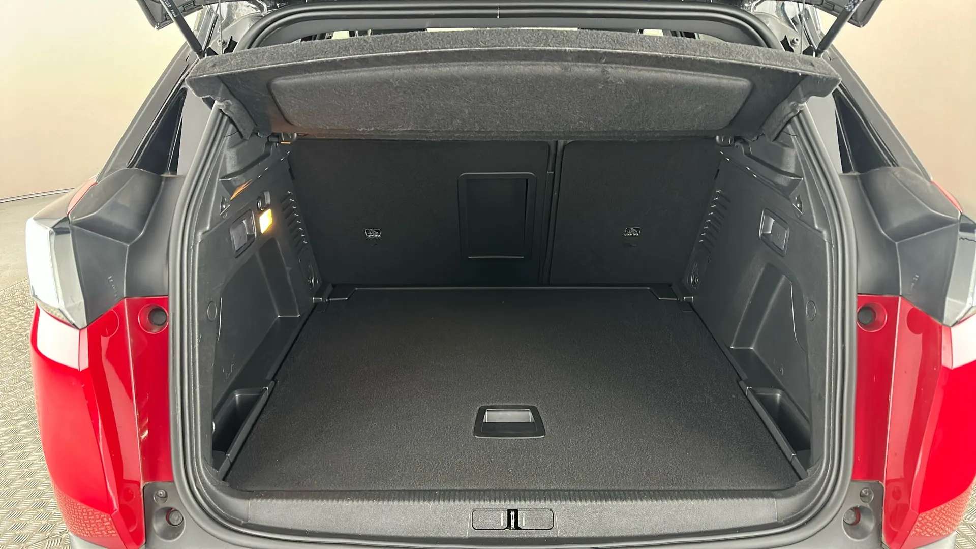 2024 PEUGEOT 3008 2024 PEUGEOT 3008