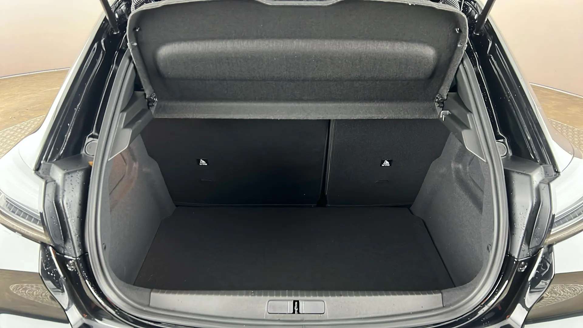 2025 PEUGEOT 208 2025 PEUGEOT 208