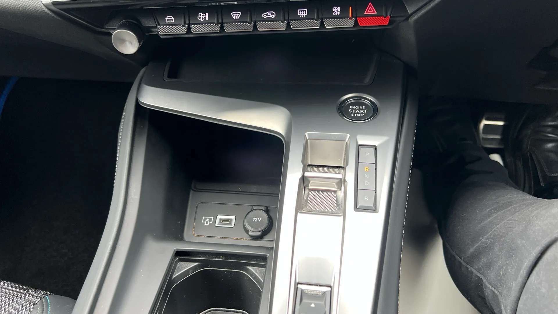 2022 PEUGEOT 308 2022 PEUGEOT 308