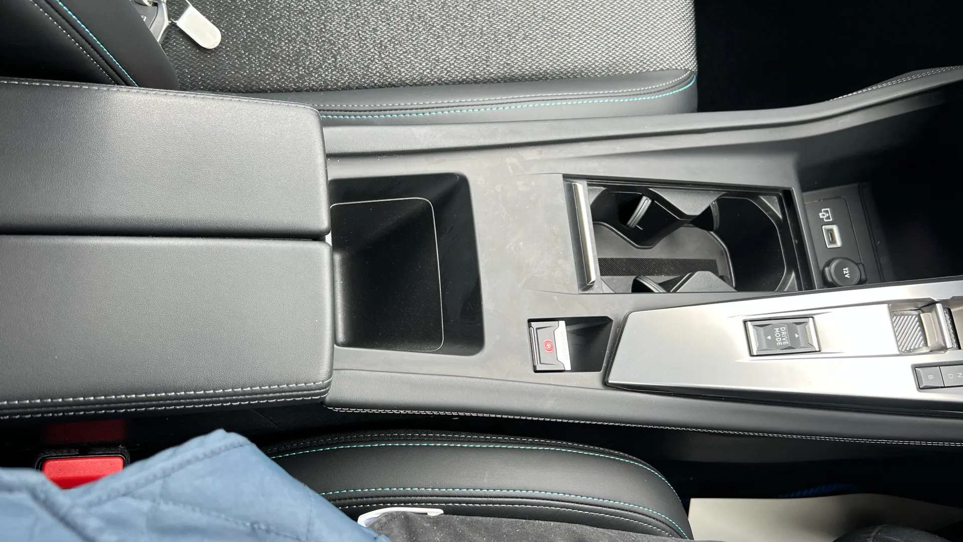 2022 PEUGEOT 308 2022 PEUGEOT 308