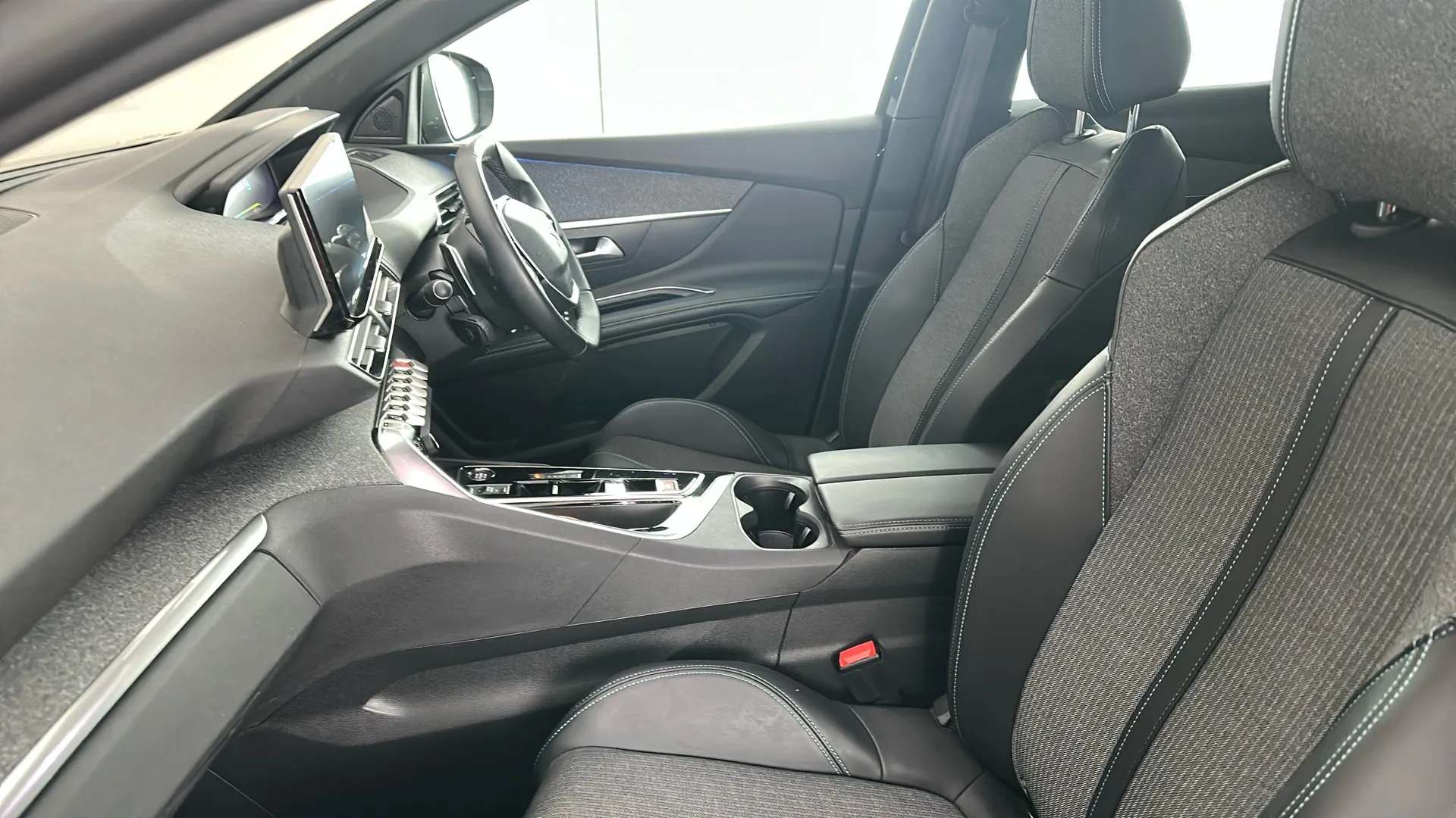 2024 PEUGEOT 3008 2024 PEUGEOT 3008