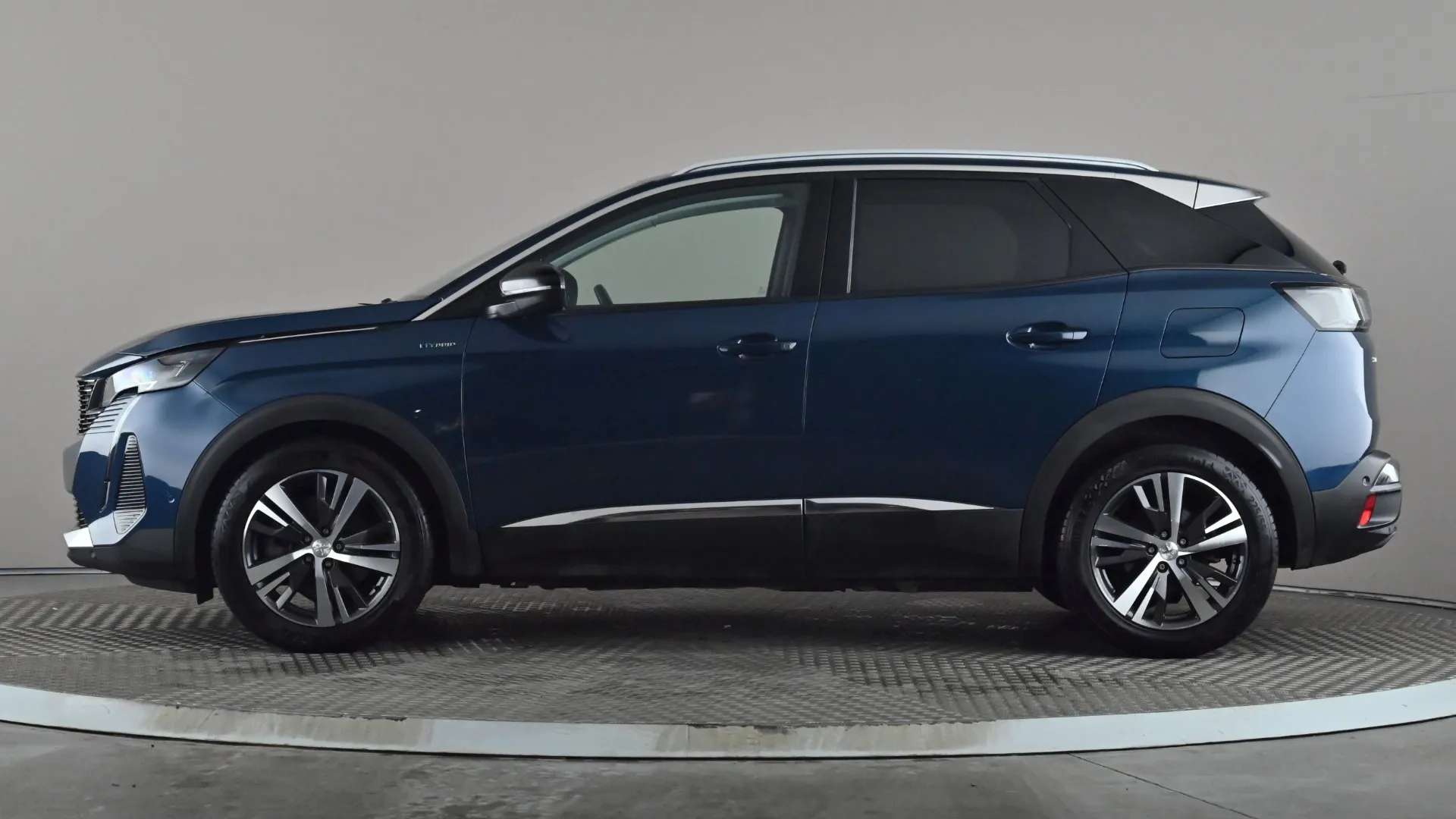 A 2022 PEUGEOT 3008 1.6 Hybrid 225 Allure Premium e-EAT8 A 2022 PEUGEOT 3008 1.6 Hybrid 225 Allure Premium e-EAT8