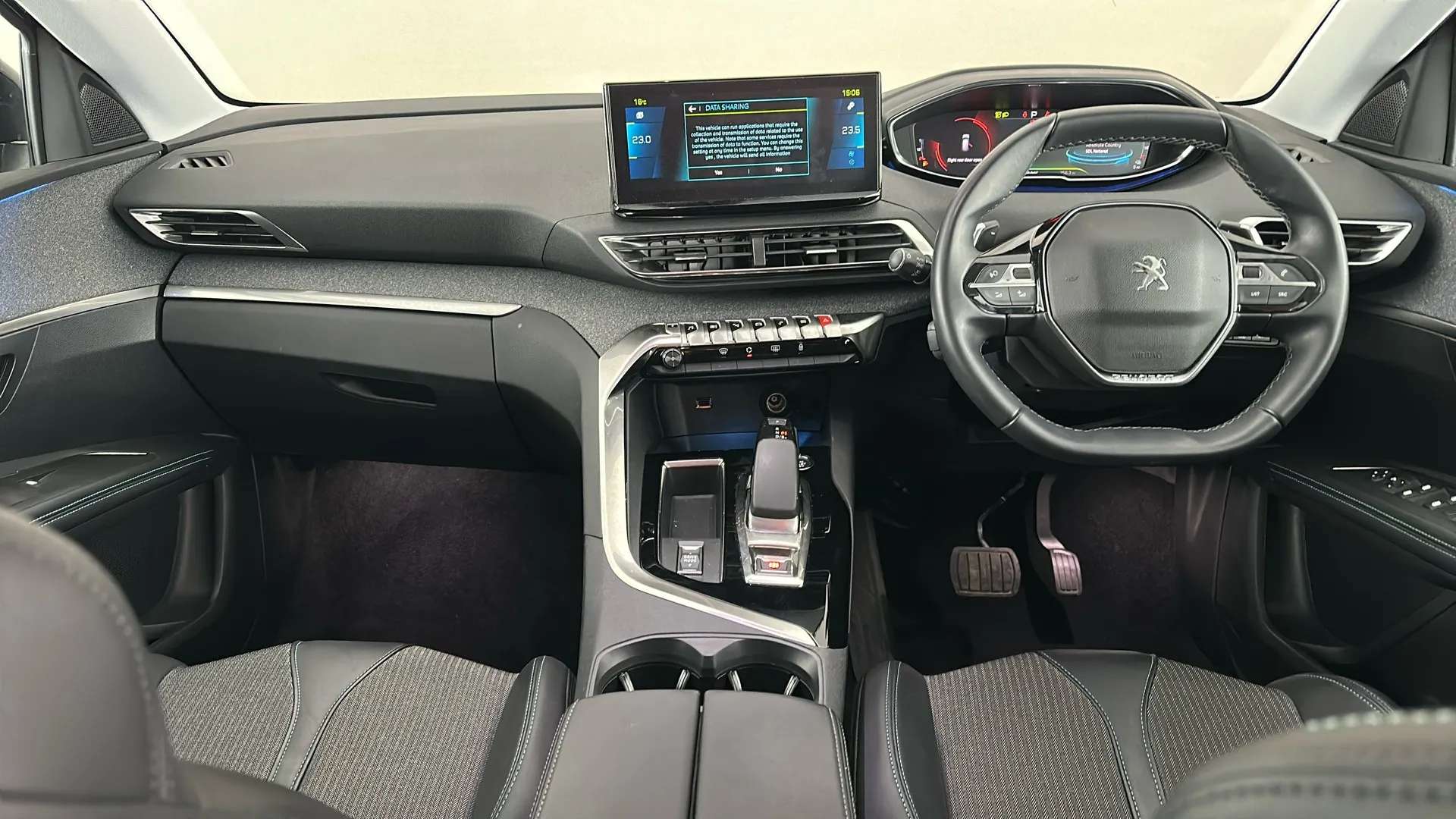 2022 PEUGEOT 3008 2022 PEUGEOT 3008