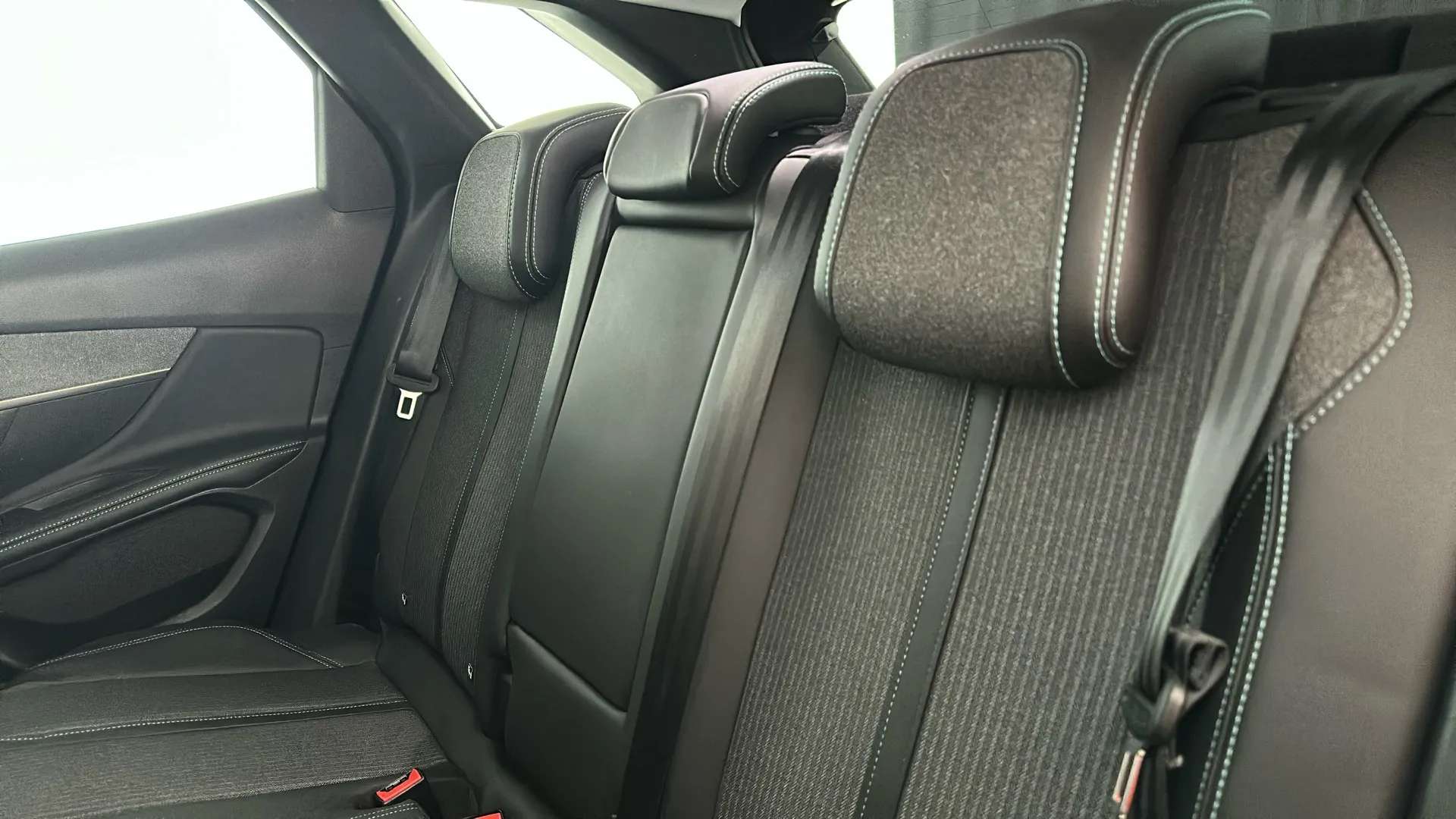 2022 PEUGEOT 3008 2022 PEUGEOT 3008