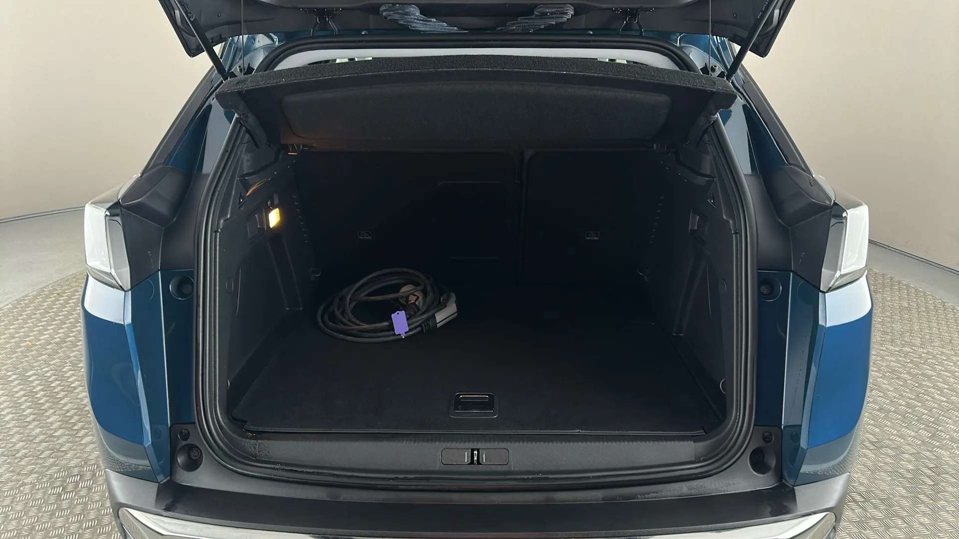 2022 PEUGEOT 3008 2022 PEUGEOT 3008