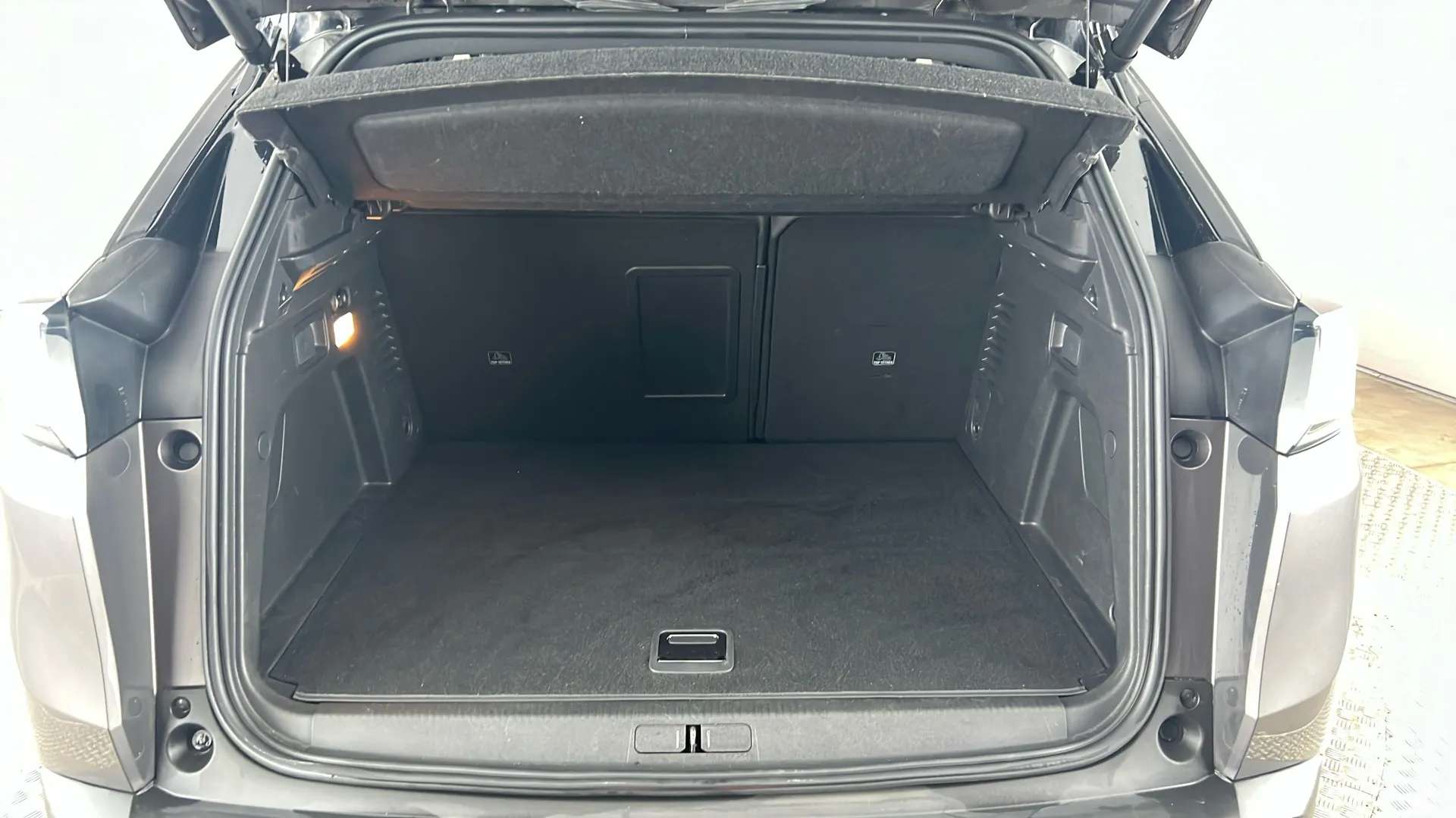 2021 PEUGEOT 3008 2021 PEUGEOT 3008