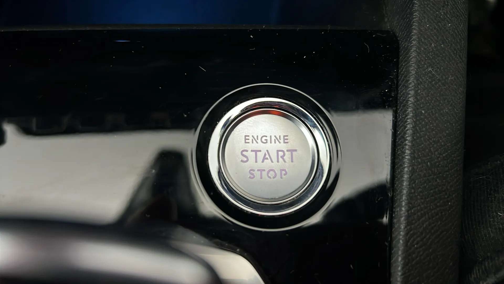 2021 PEUGEOT 3008 2021 PEUGEOT 3008