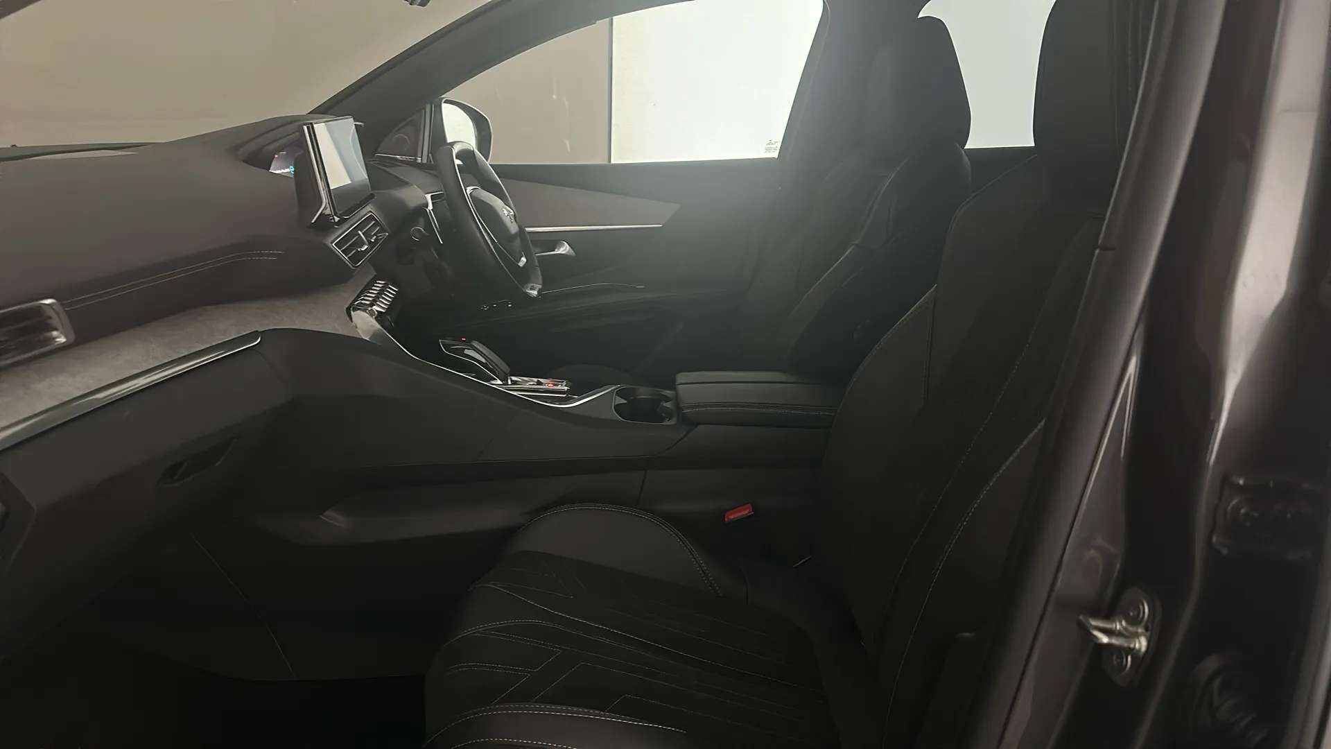 2022 PEUGEOT 3008 2022 PEUGEOT 3008