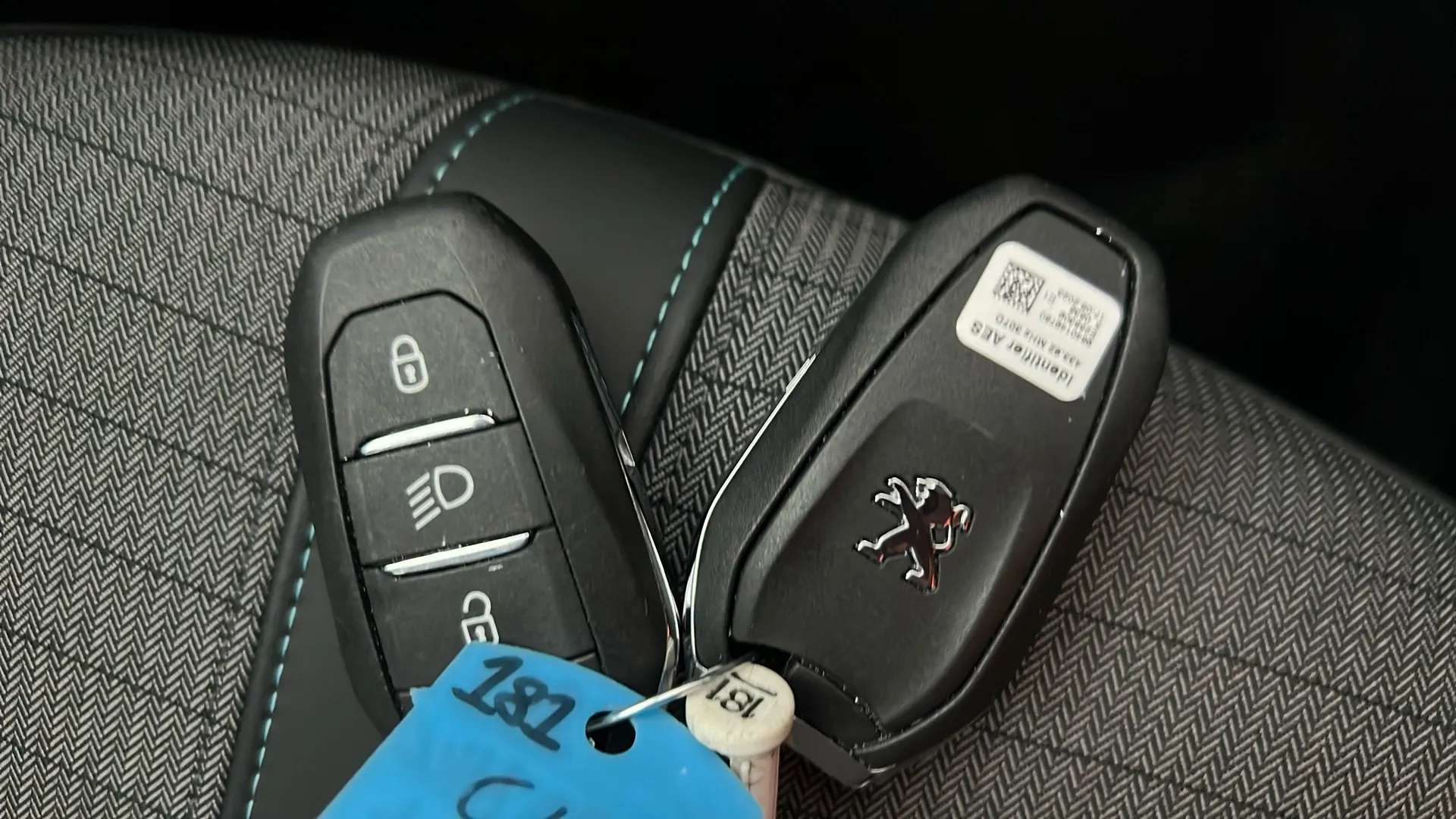 2023 PEUGEOT 208 2023 PEUGEOT 208