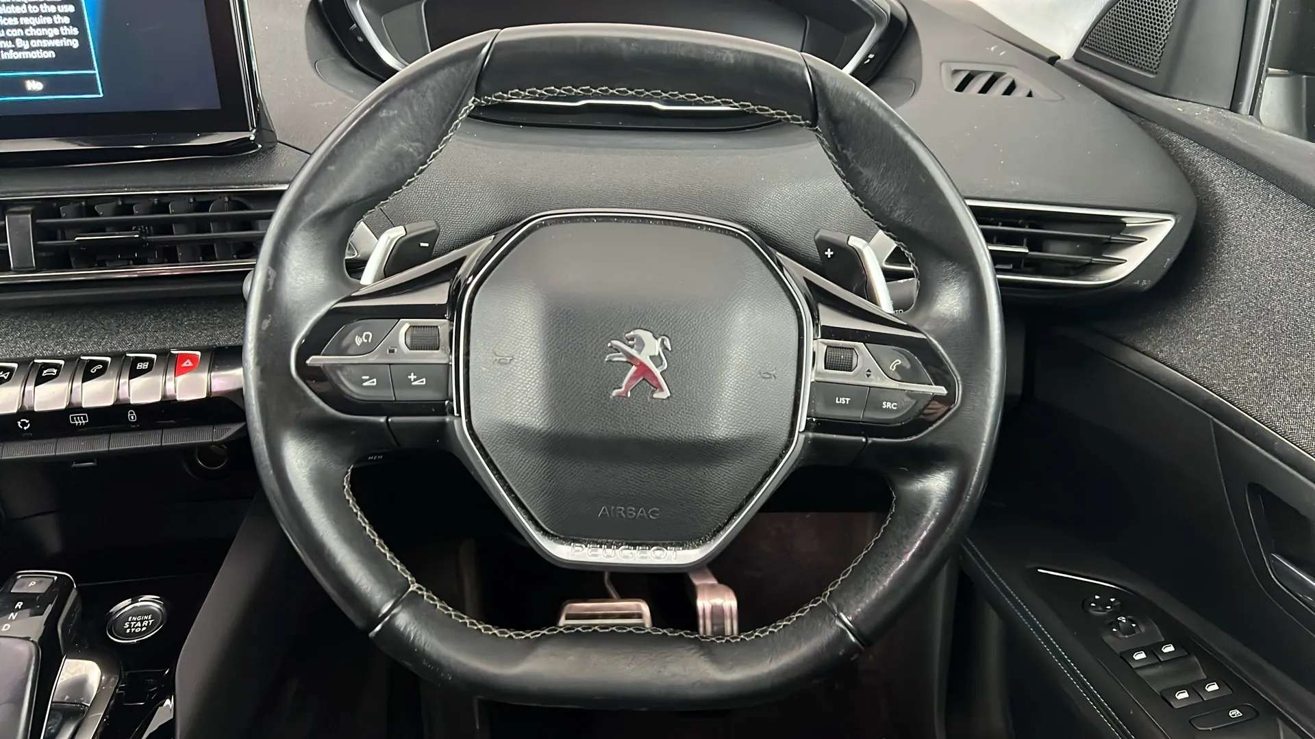 2022 PEUGEOT 3008 2022 PEUGEOT 3008