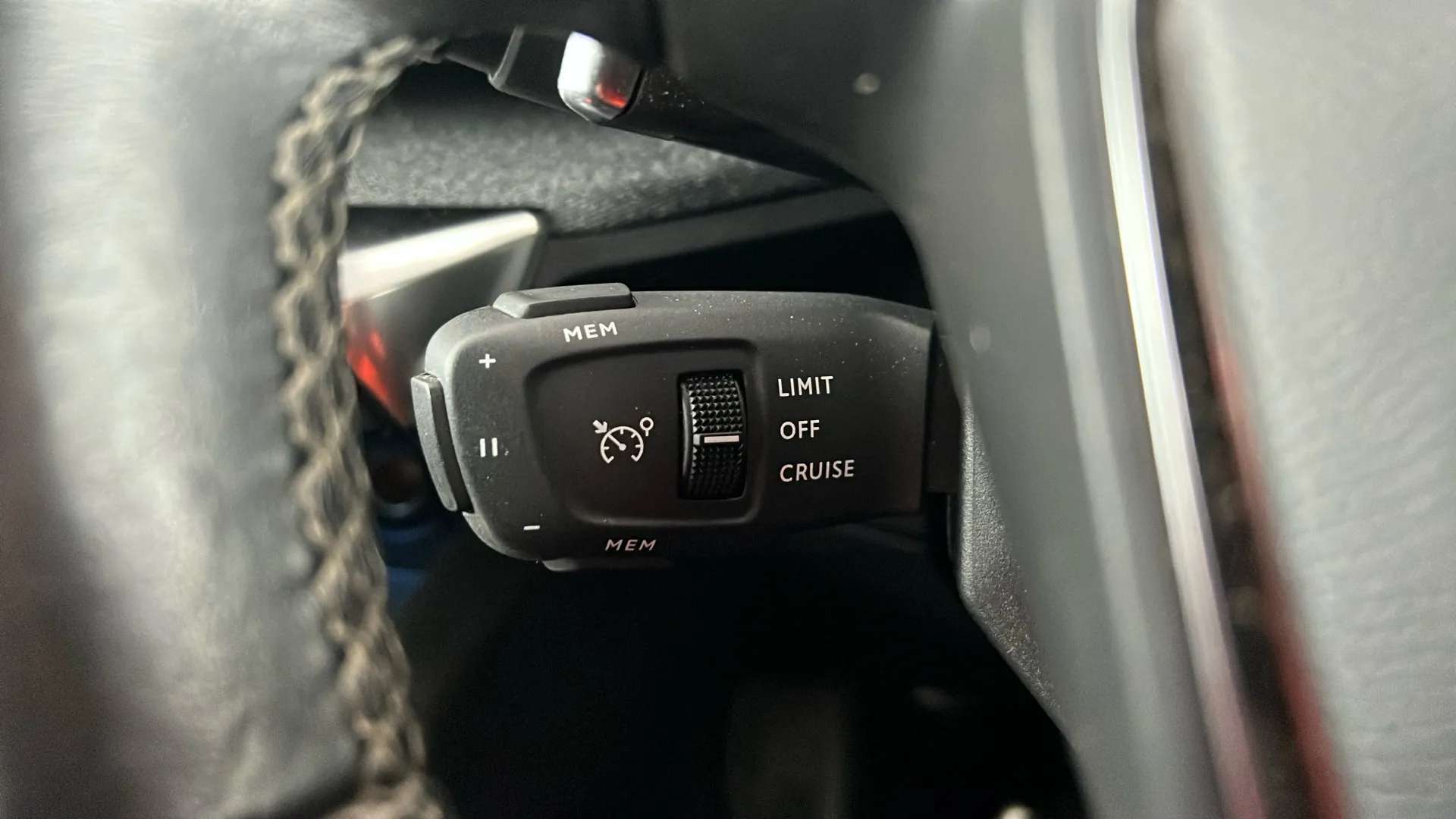 2022 PEUGEOT 3008 2022 PEUGEOT 3008