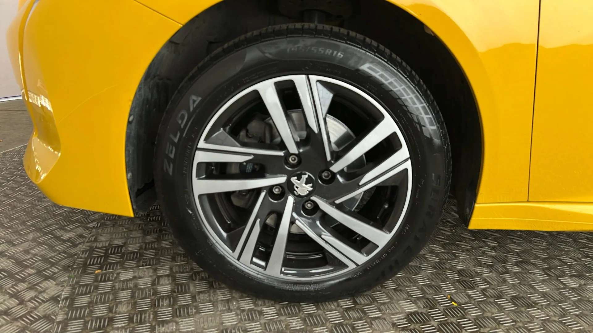 2023 PEUGEOT 208 2023 PEUGEOT 208