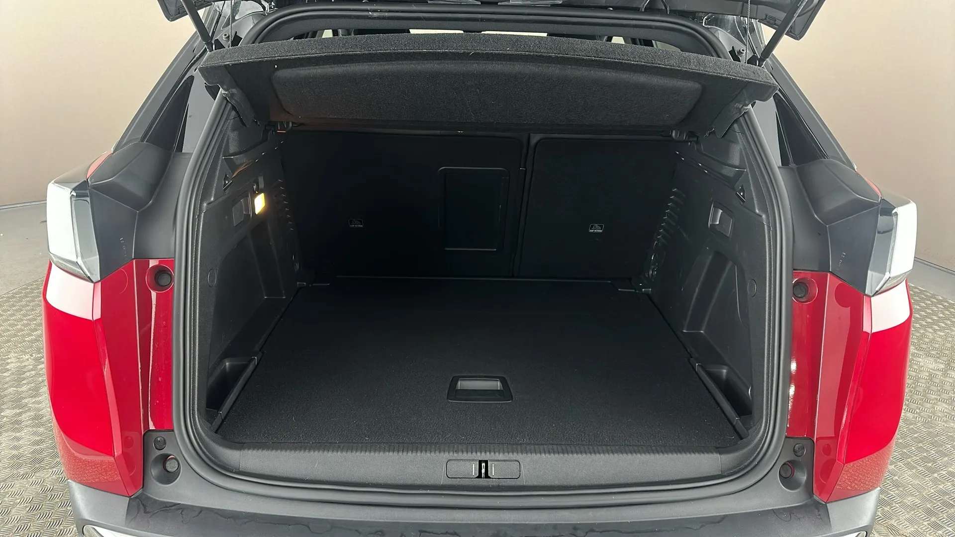 2022 PEUGEOT 3008 2022 PEUGEOT 3008