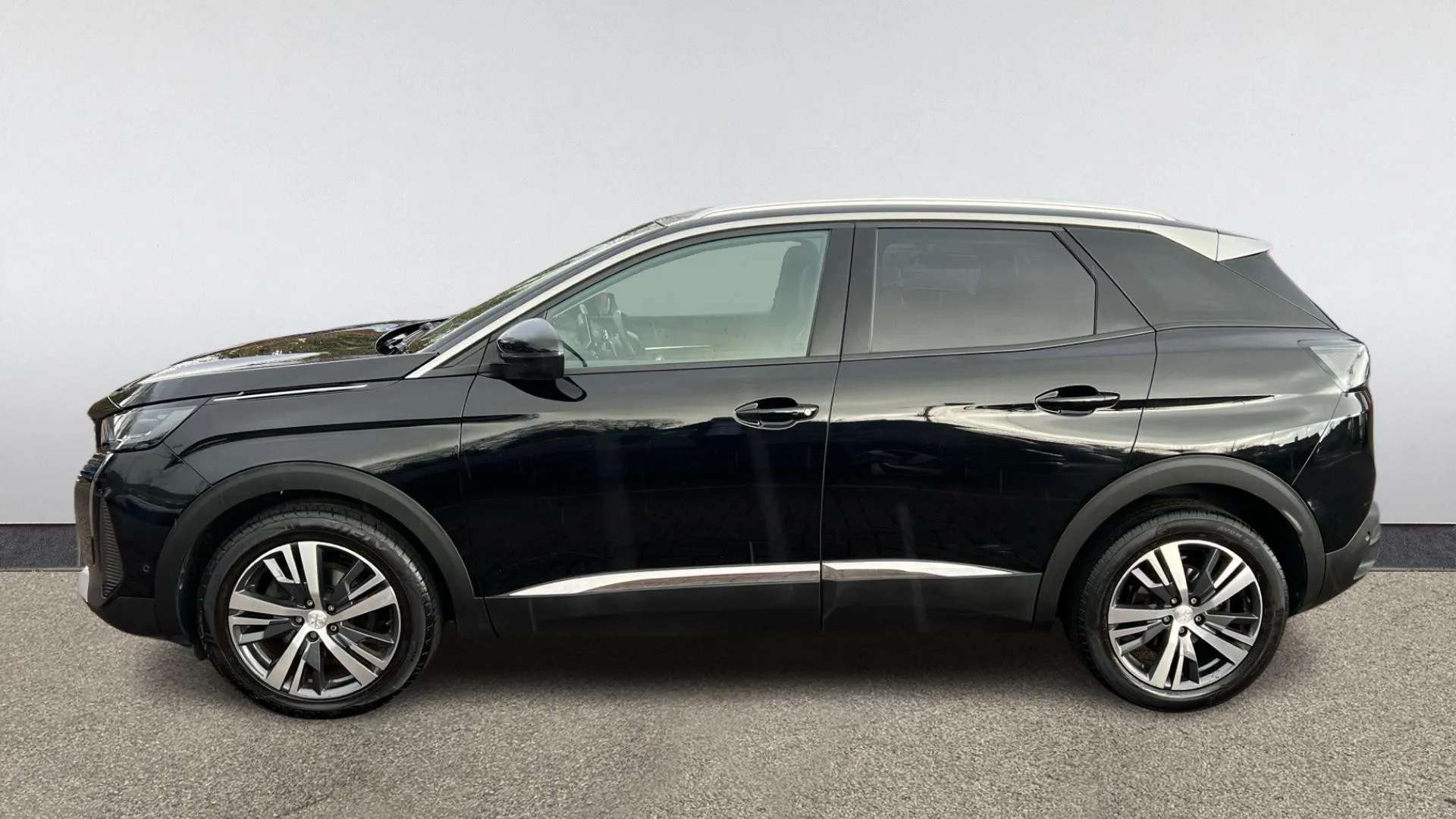 A 2022 PEUGEOT 3008 1.2 PureTech Allure Premium EAT8 A 2022 PEUGEOT 3008 1.2 PureTech Allure Premium EAT8