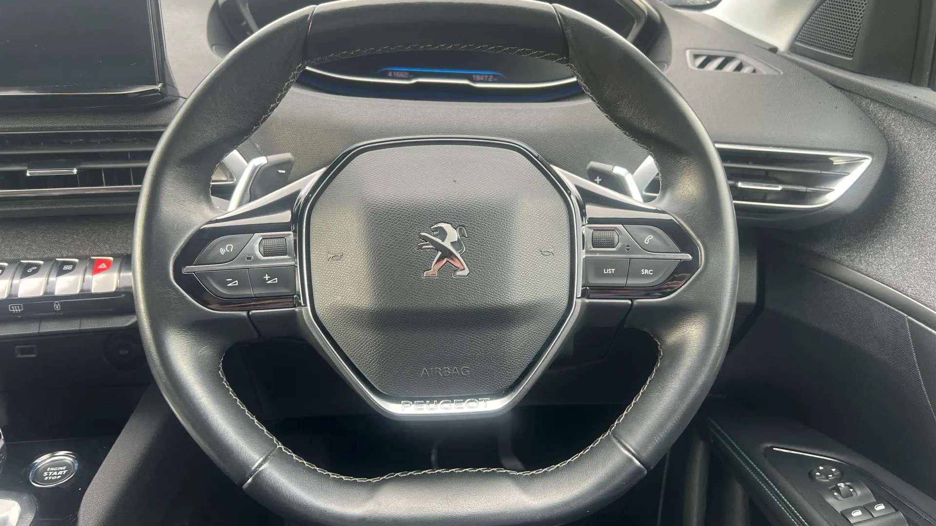 2022 PEUGEOT 3008 2022 PEUGEOT 3008