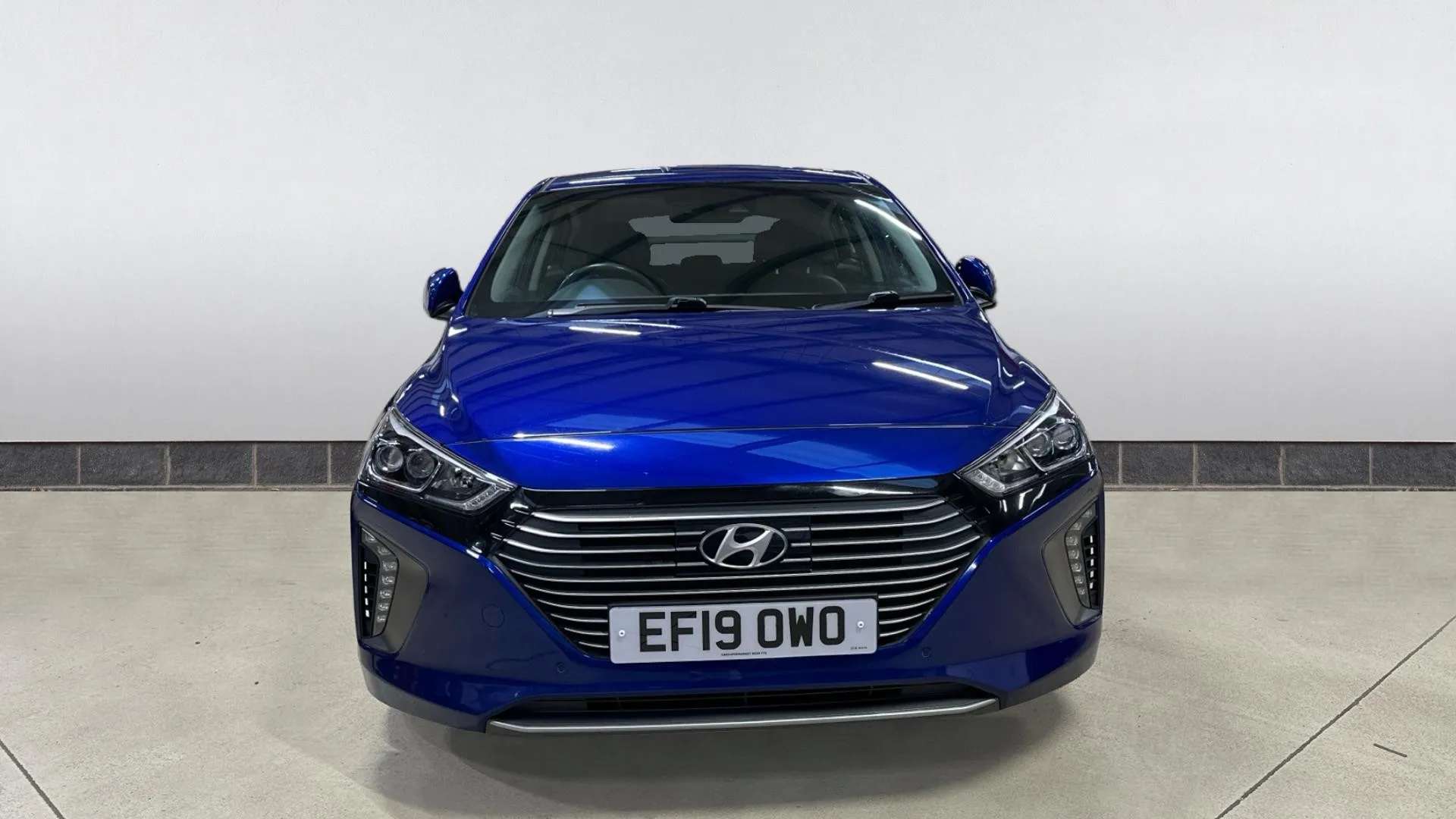 A 2019 HYUNDAI IONIQ 1.6 GDi Plug-in Hybrid Premium SE DCT A 2019 HYUNDAI IONIQ 1.6 GDi Plug-in Hybrid Premium SE DCT