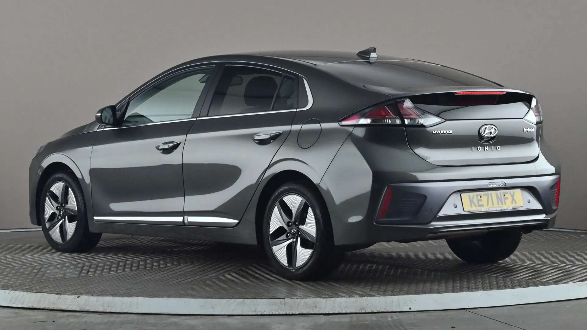 A 2021 HYUNDAI IONIQ 1.6 GDi Hybrid Premium SE DCT A 2021 HYUNDAI IONIQ 1.6 GDi Hybrid Premium SE DCT