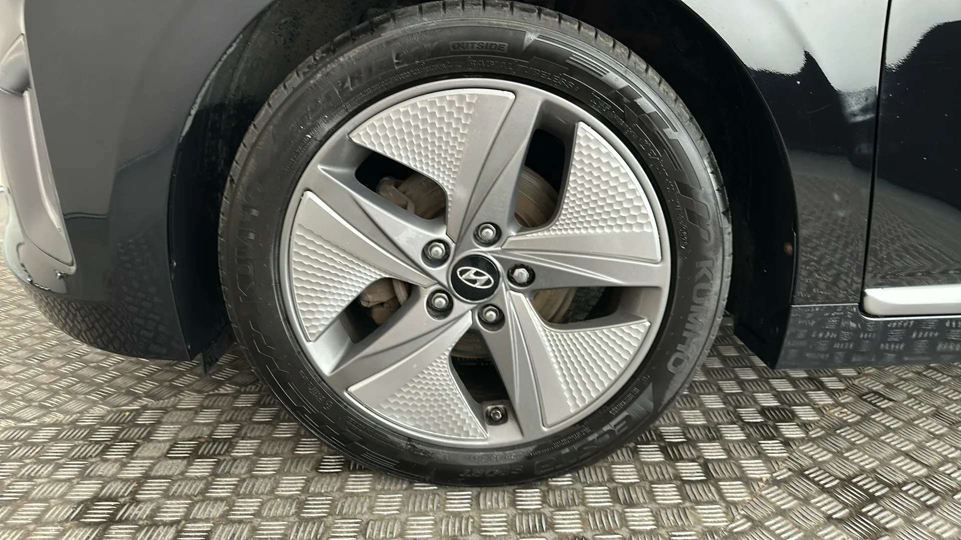 2021 HYUNDAI IONIQ 2021 HYUNDAI IONIQ