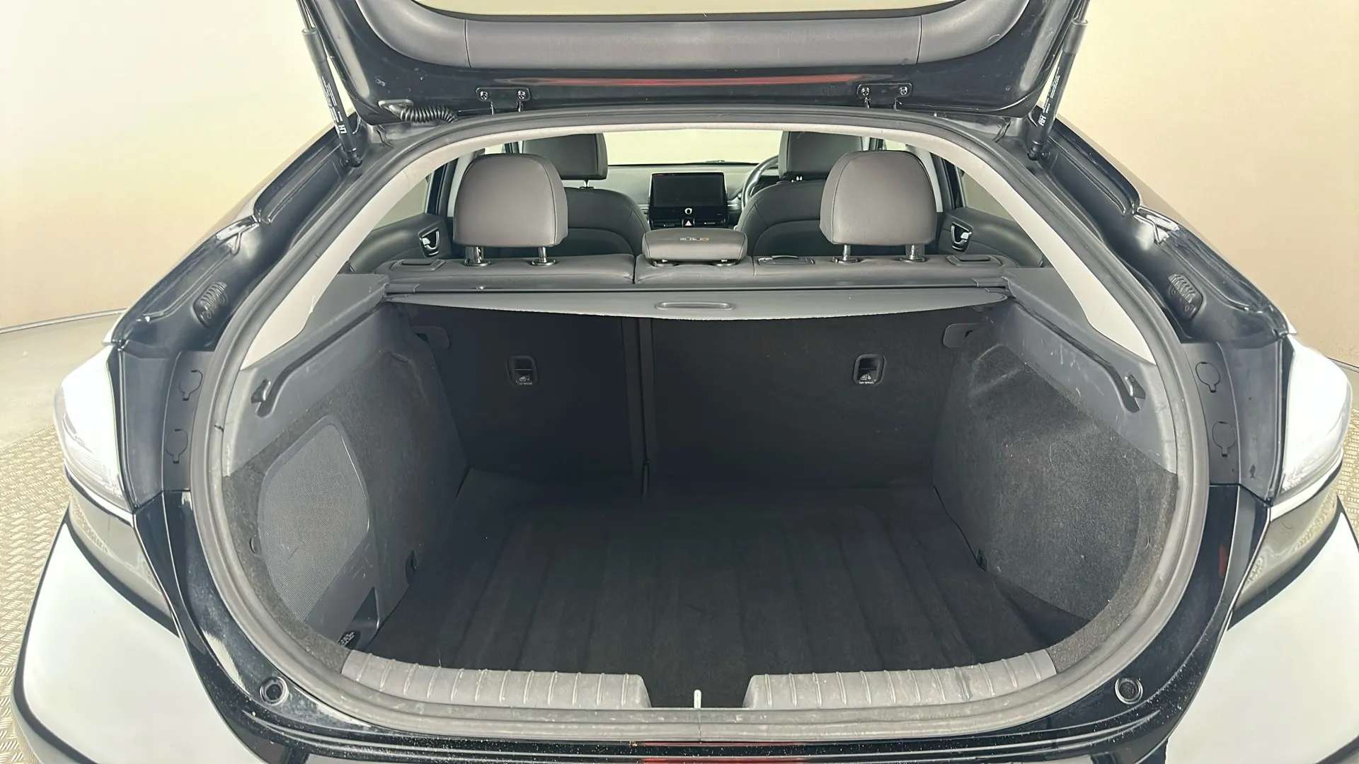 2021 HYUNDAI IONIQ 2021 HYUNDAI IONIQ
