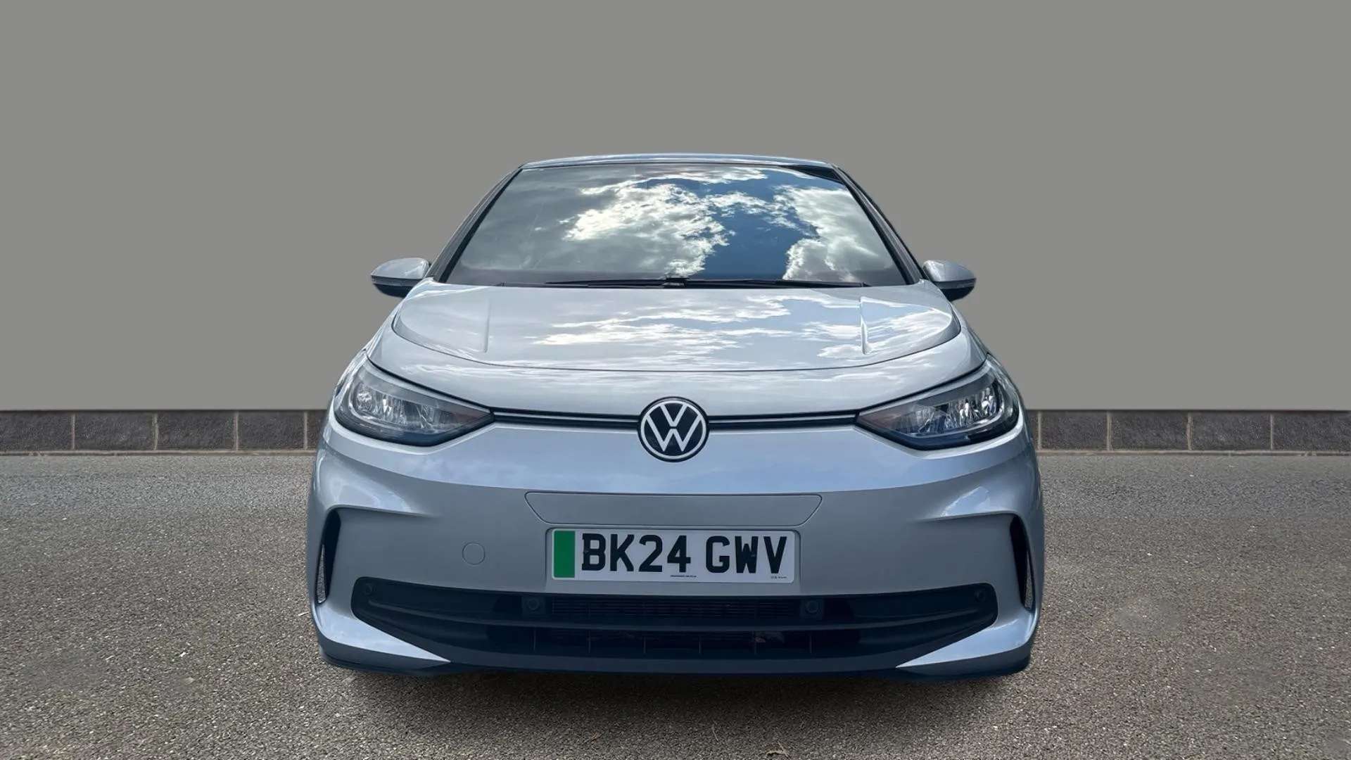 A 2024 VOLKSWAGEN ID.3 150kW Pro 58kWh Auto A 2024 VOLKSWAGEN ID.3 150kW Pro 58kWh Auto