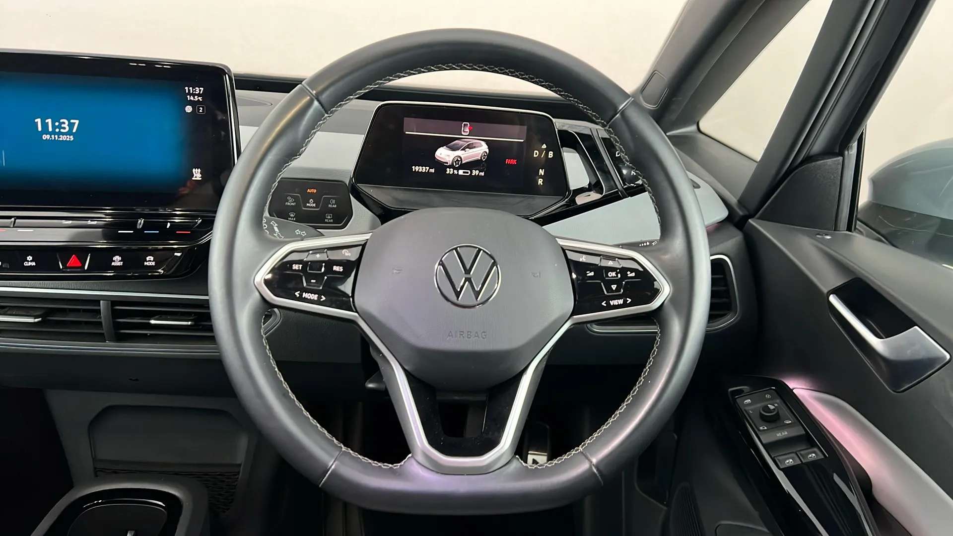 2023 VOLKSWAGEN ID.3 2023 VOLKSWAGEN ID.3