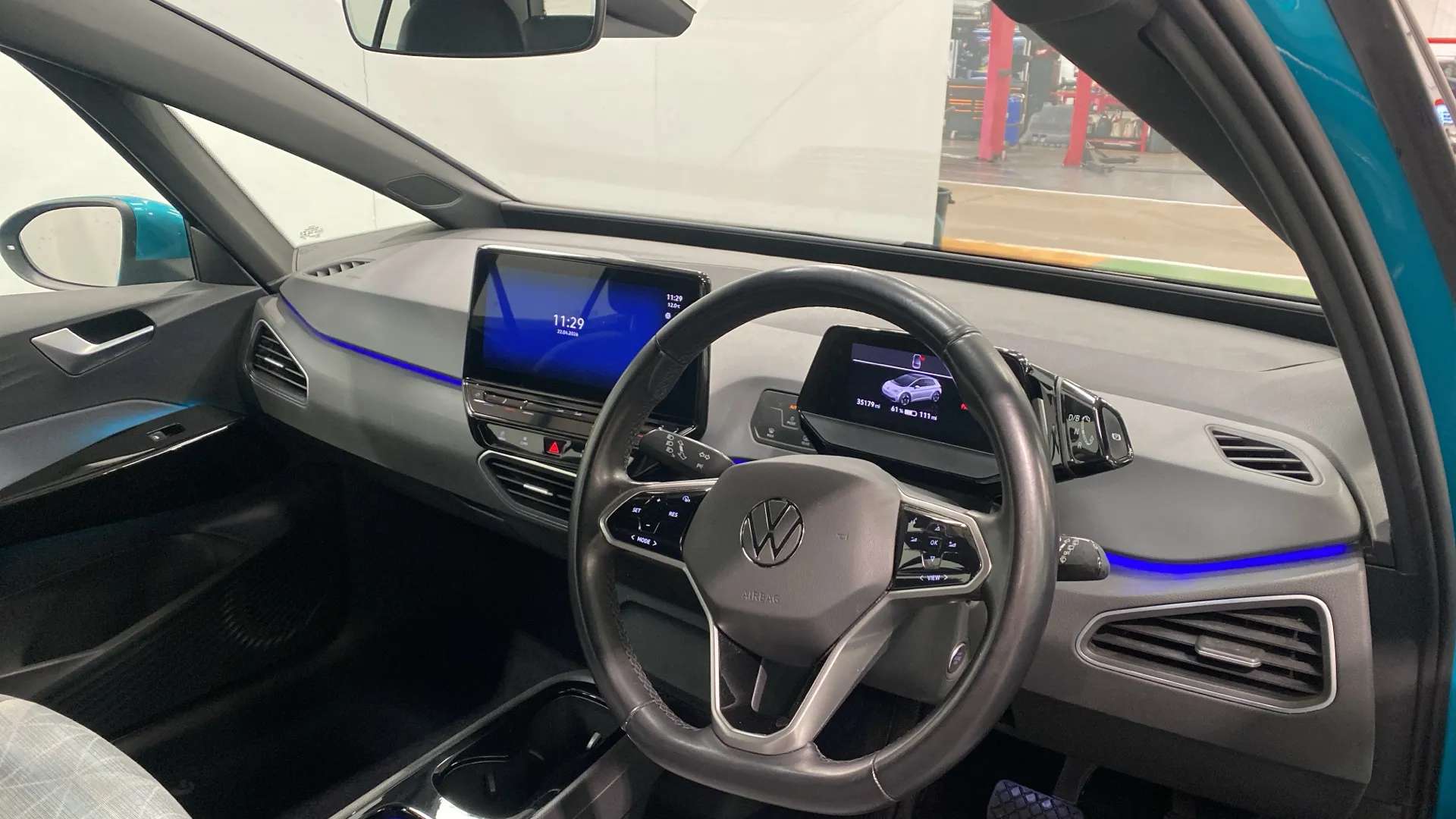 A 2022 VOLKSWAGEN ID.3 107KW Life Pro 58kWh Auto A 2022 VOLKSWAGEN ID.3 107KW Life Pro 58kWh Auto