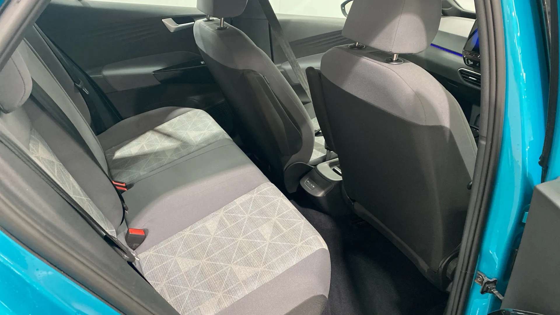 A 2022 VOLKSWAGEN ID.3 107KW Life Pro 58kWh Auto A 2022 VOLKSWAGEN ID.3 107KW Life Pro 58kWh Auto