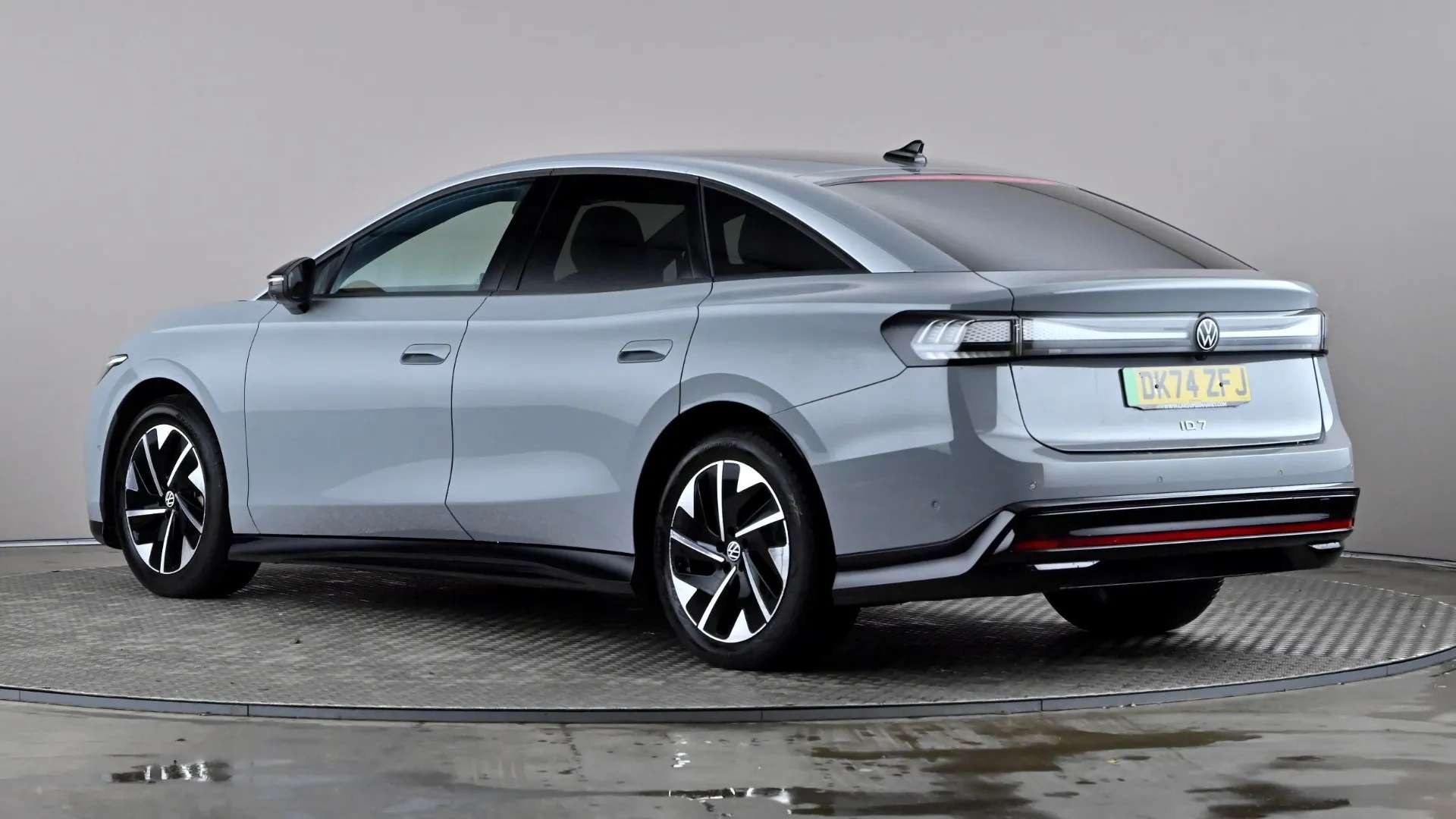 A 2024 VOLKSWAGEN ID.7 210kW Match Pro 77kWh Auto A 2024 VOLKSWAGEN ID.7 210kW Match Pro 77kWh Auto