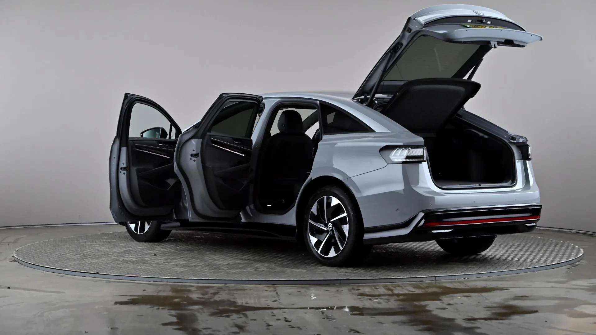 2024 VOLKSWAGEN ID.7 2024 VOLKSWAGEN ID.7