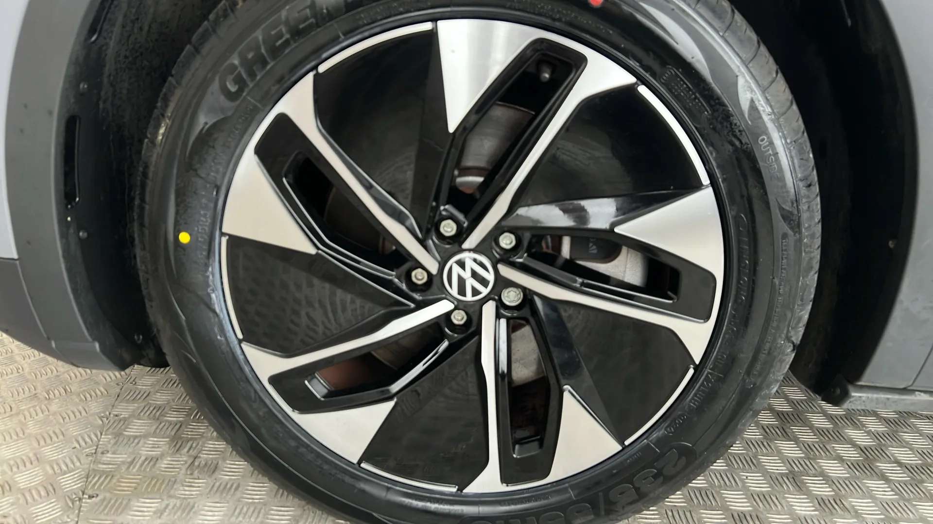 2023 VOLKSWAGEN ID.4 2023 VOLKSWAGEN ID.4