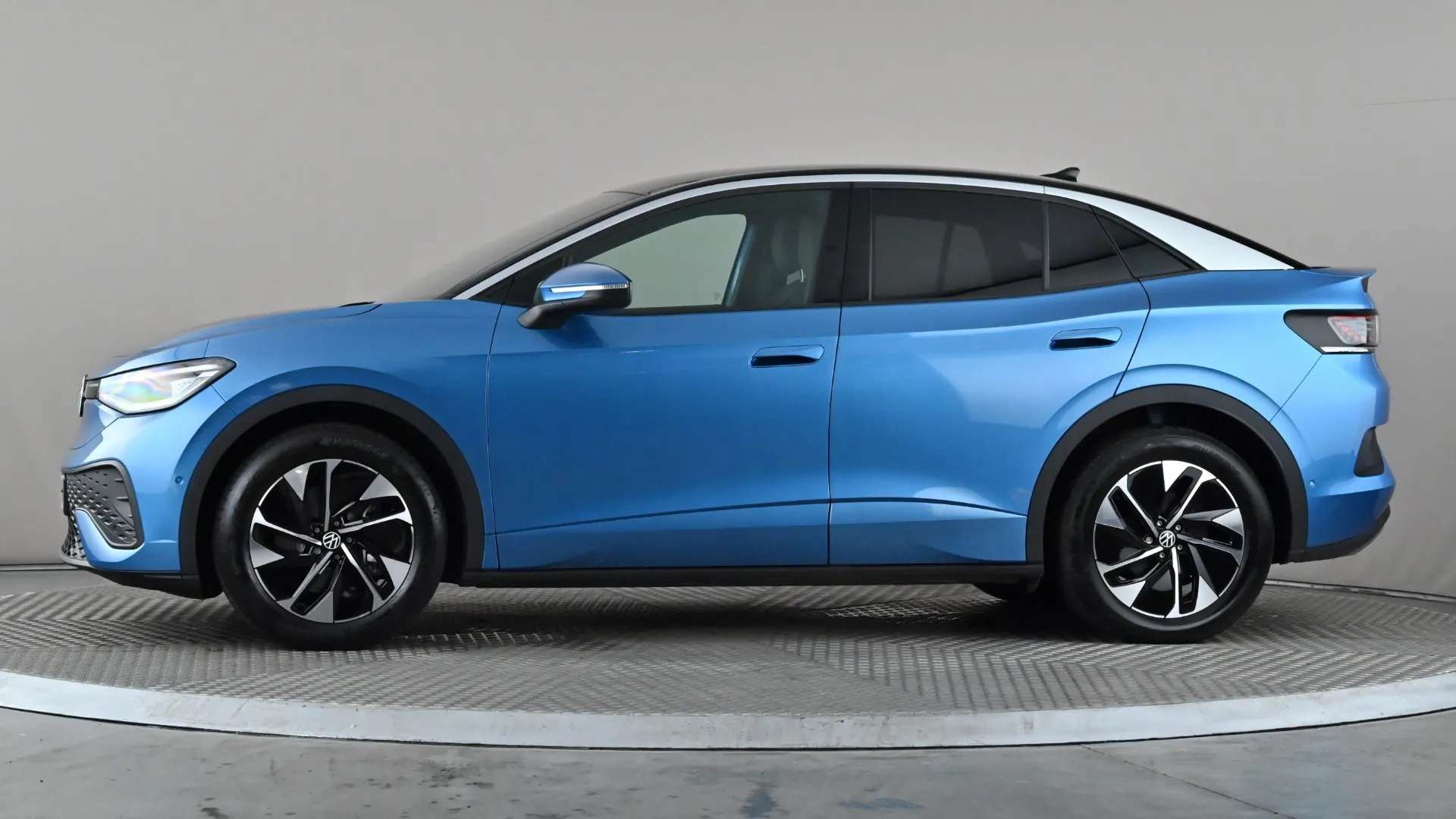 A 2025 VOLKSWAGEN ID.5 210kW Match Pro 77kWh Auto A 2025 VOLKSWAGEN ID.5 210kW Match Pro 77kWh Auto